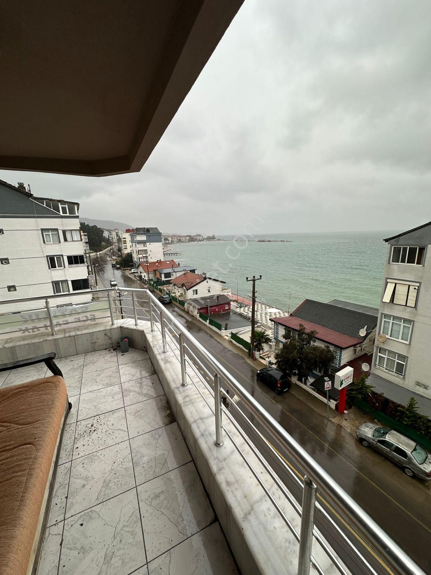 Çınarcık Çamlık Mahallesinde Satılık 3+1 Daire