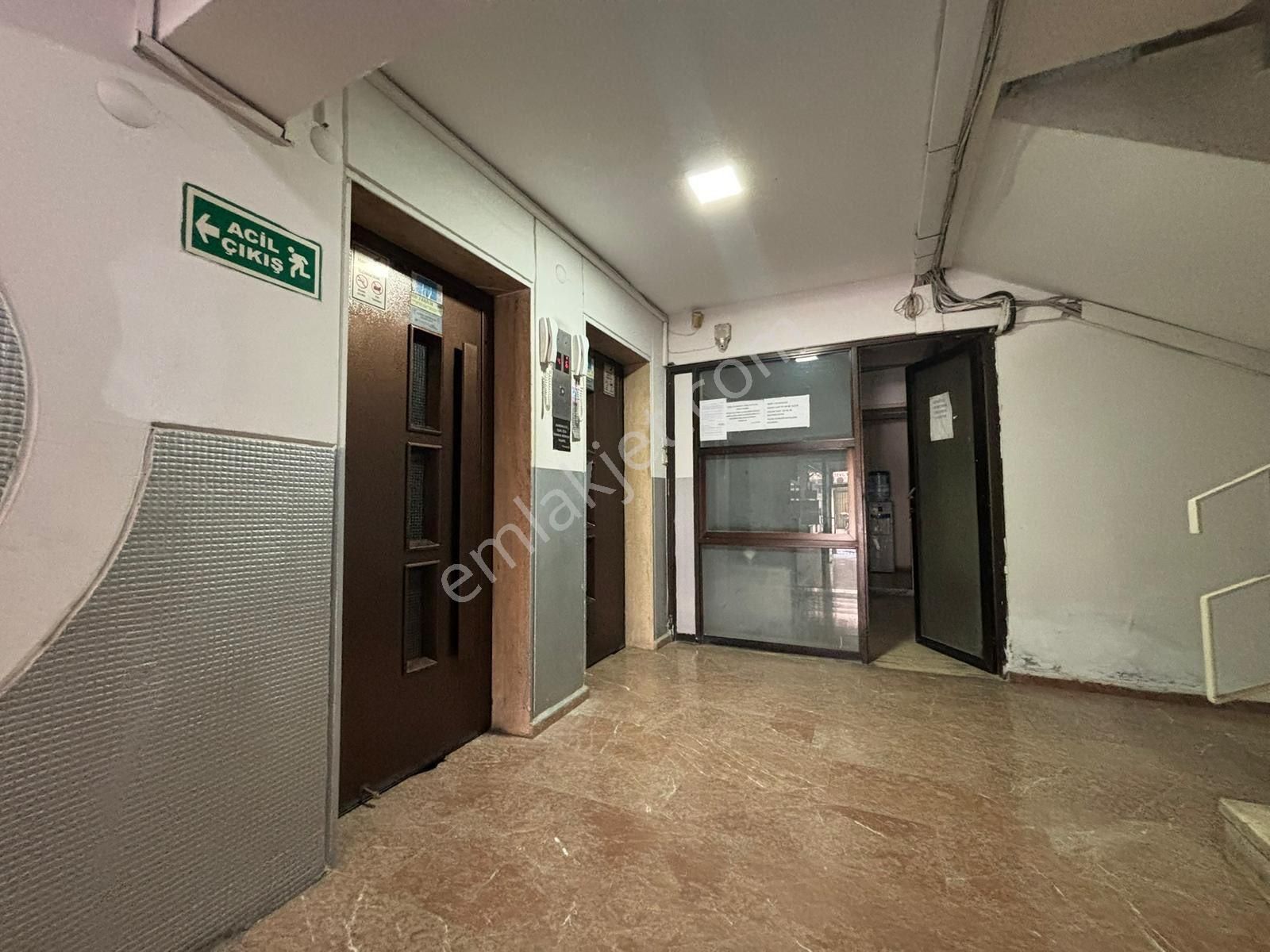 Alsancak Kıbrıs Şehitleri Yakını 1+1 Kiralık Ofis / İş Yeri! - Görsel 7