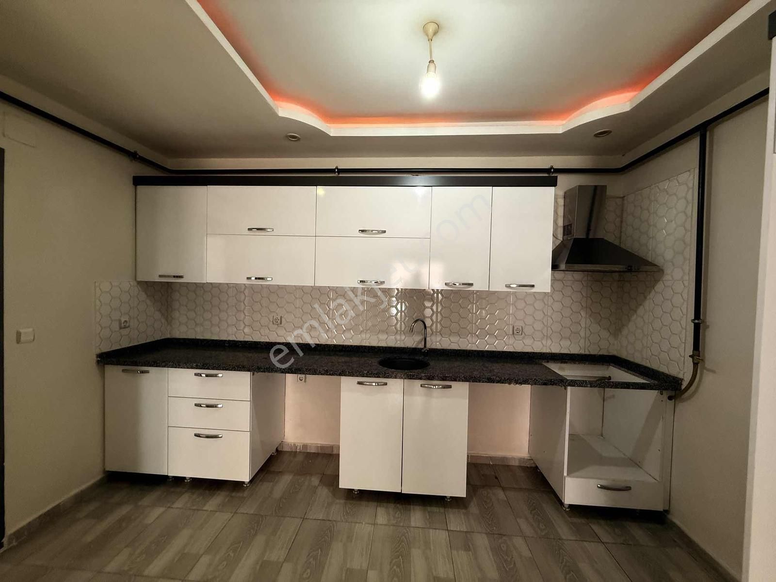 Noyan'dan 4+1 Doğalgazlı 165 M2 Saray Gibi Daire - Görsel 9