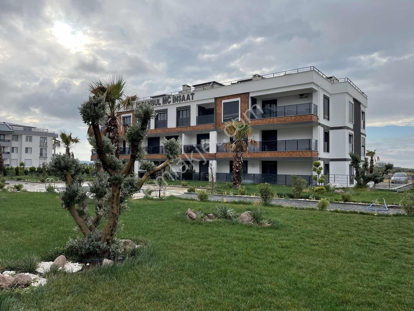 Bağdel Emlaktan Gömeç'te Site İçerisinde Satılık 1+1 Daire - Görsel 31