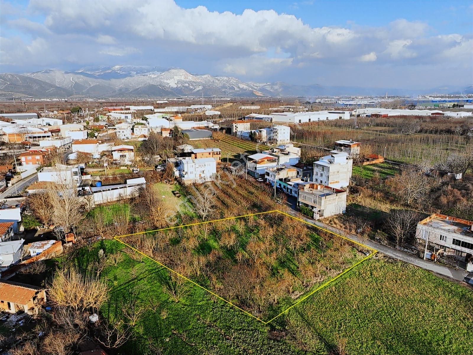 Lookhause Bursa Yıldırım Samanlı Satılık Köy İçi Arazi