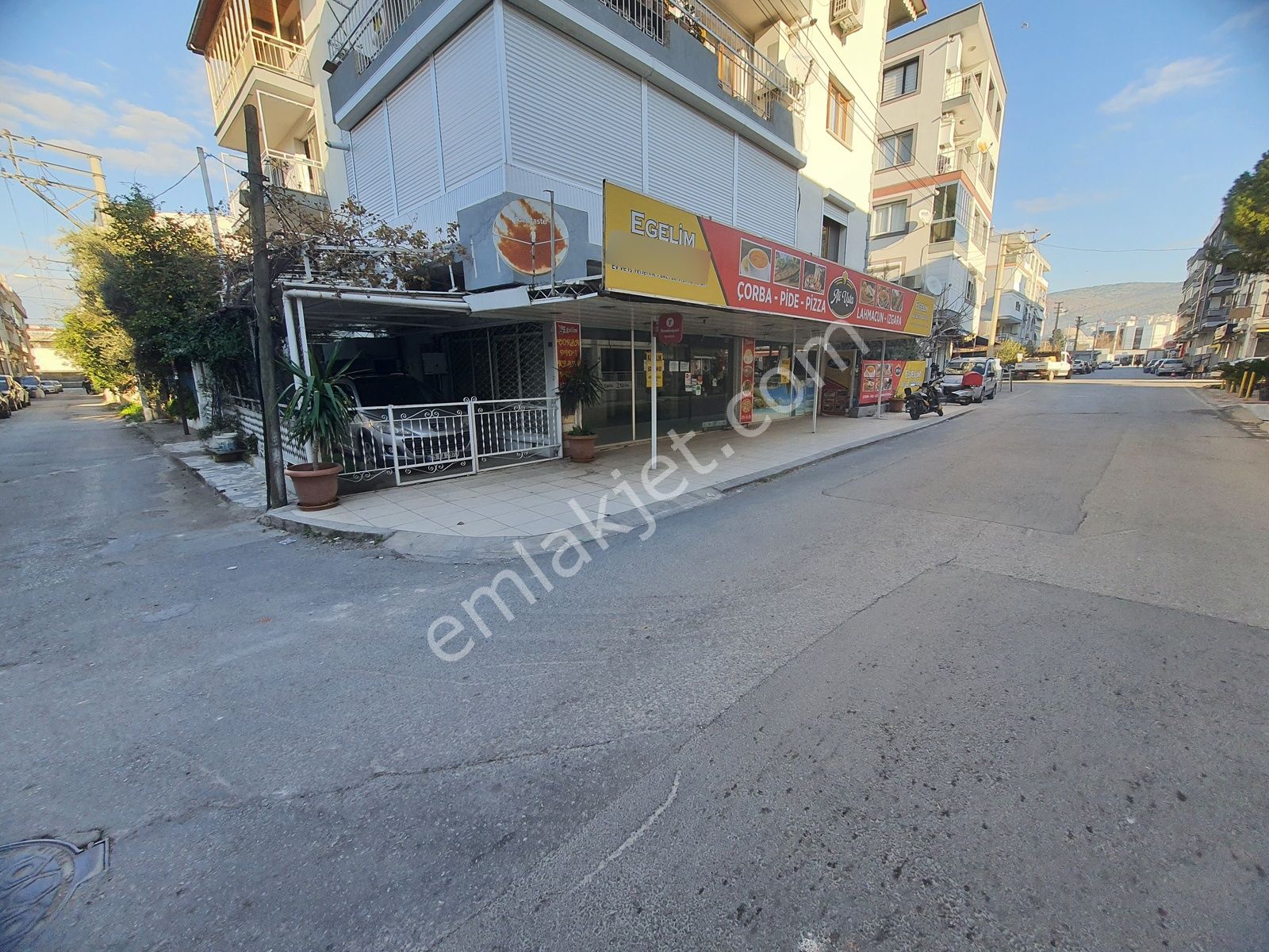 Ataşehir De Merkezi Konumda Ön Cephe Kiralık Dükkan İşyeri - Görsel 17