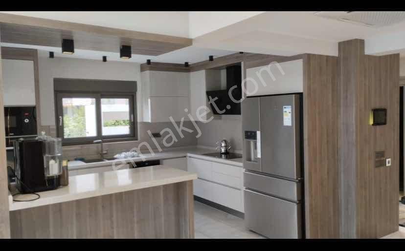 Kadriye 'de Oturuma Hazır Ultra Lüks Villa - Görsel 13