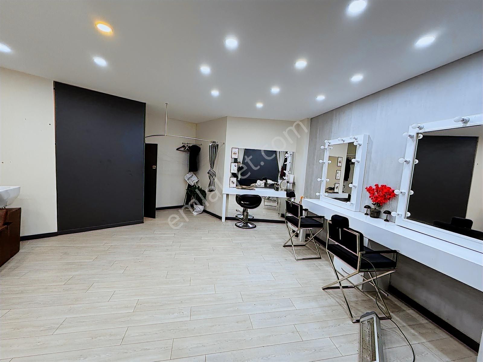 Hedef Emlak'tan İstasyon Caddesinde Satılık 180 M2 Dükkan - Görsel 15