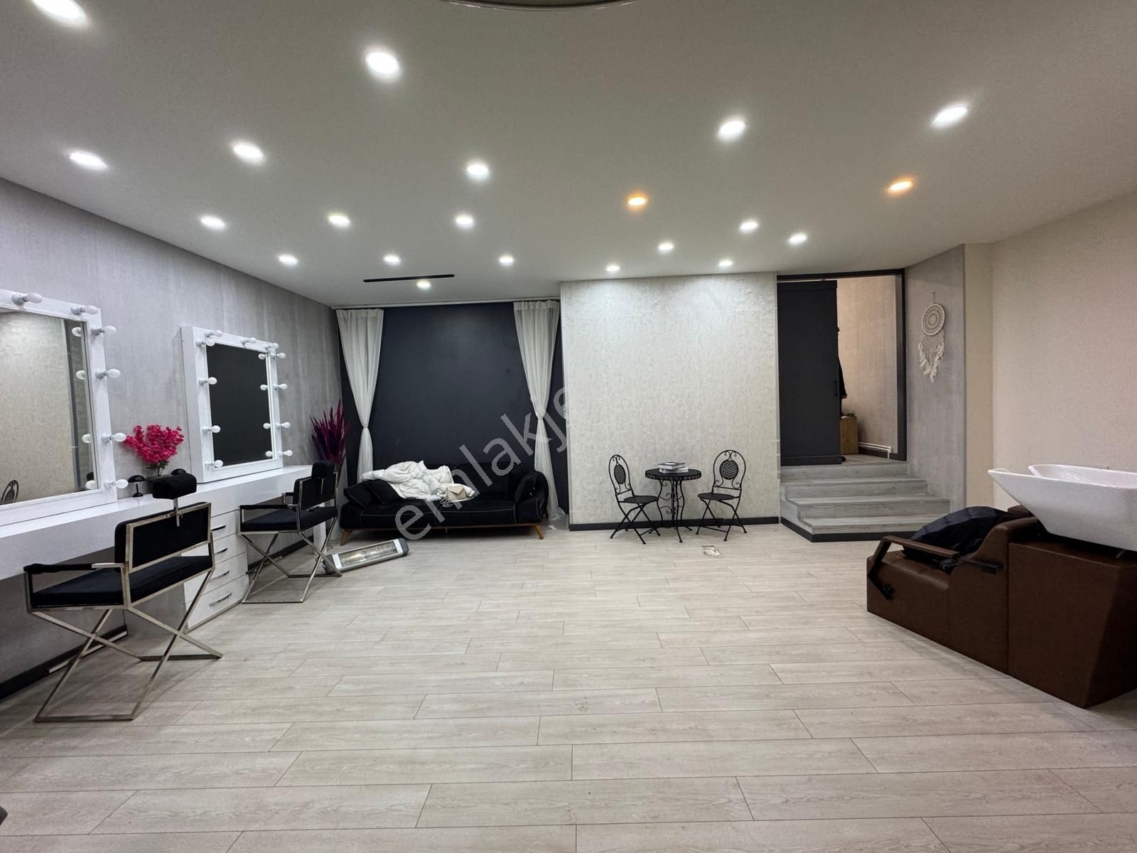 Hedef Emlak'tan İstasyon Caddesinde Satılık 180 M2 Dükkan - Görsel 12