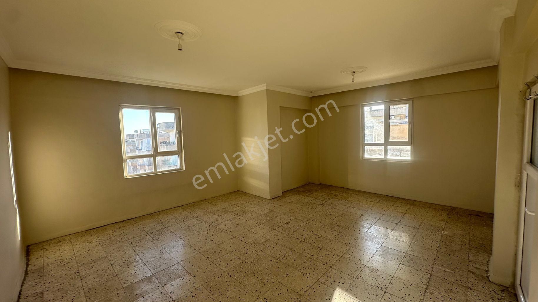🏡deniz Gayrimenkul’den Yenişehir Bankalar Caddesi Arkasında Kiralık 2+1 Bakımlı Daire🏡