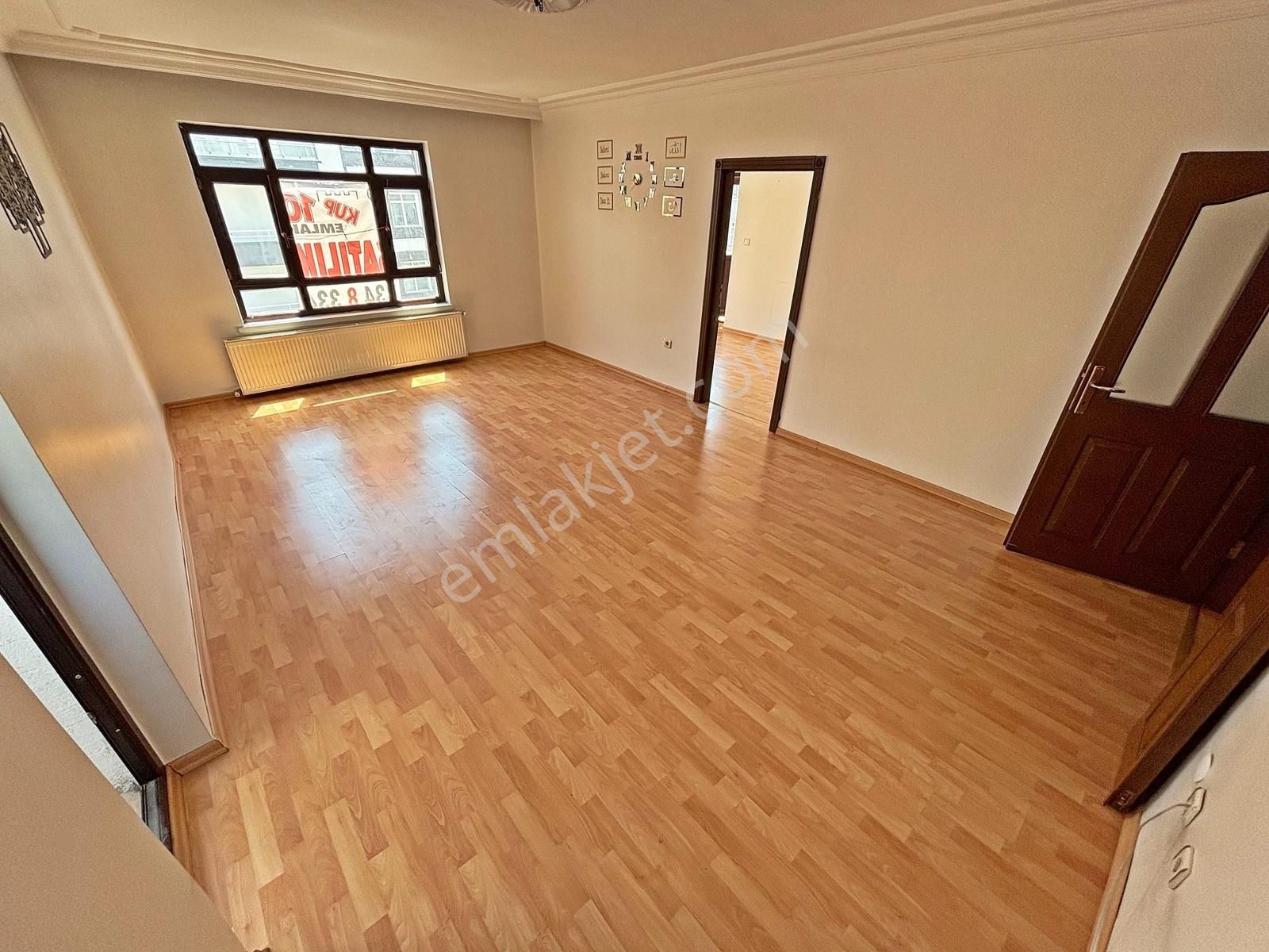 4+1 Katta Tek Daire 4. Kat Asansörlü Ana Cadde Yakını 2 Balkonlu - Görsel 20