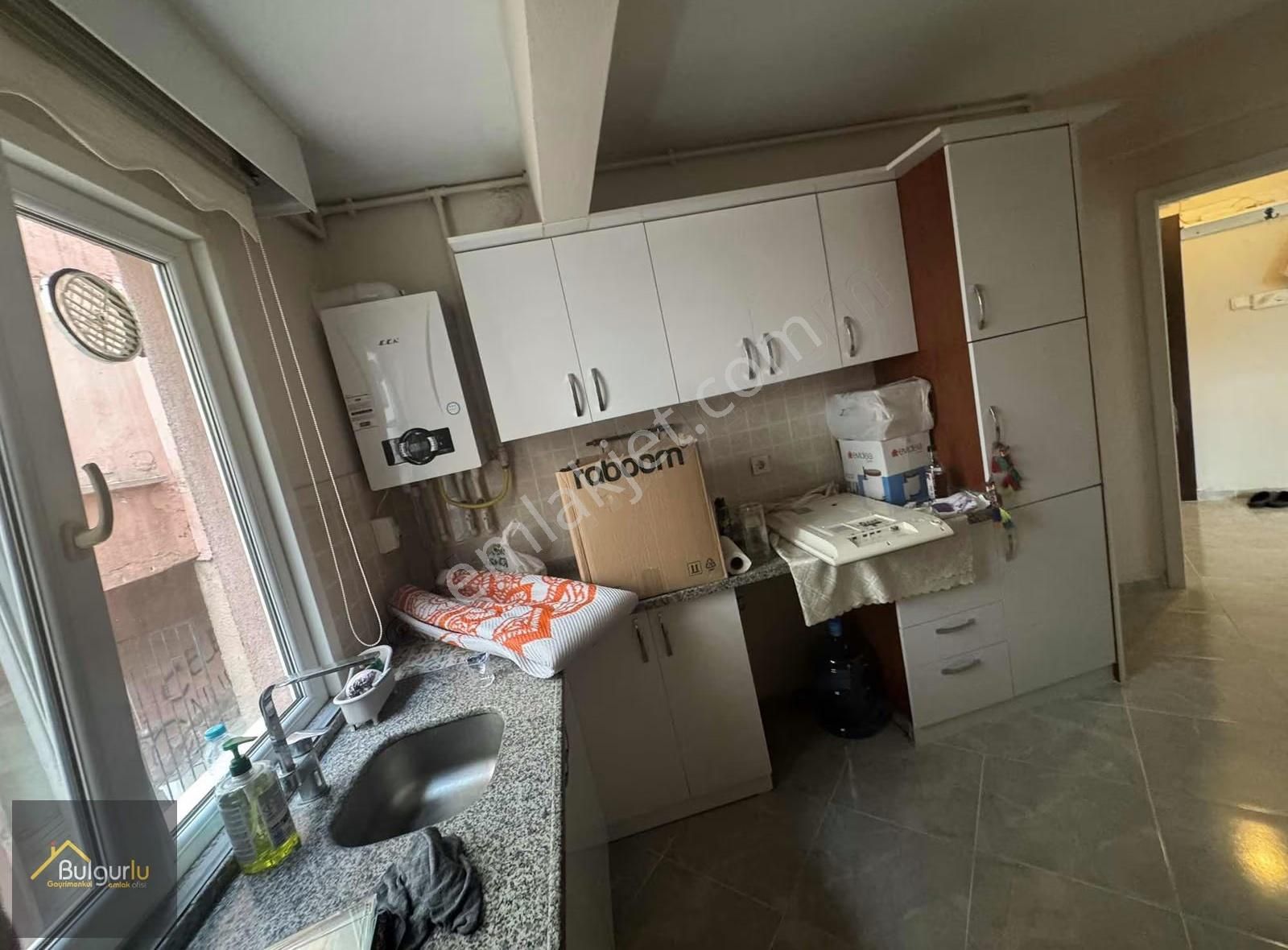 Üsküdar Merkezde Kiralık - Görsel 2