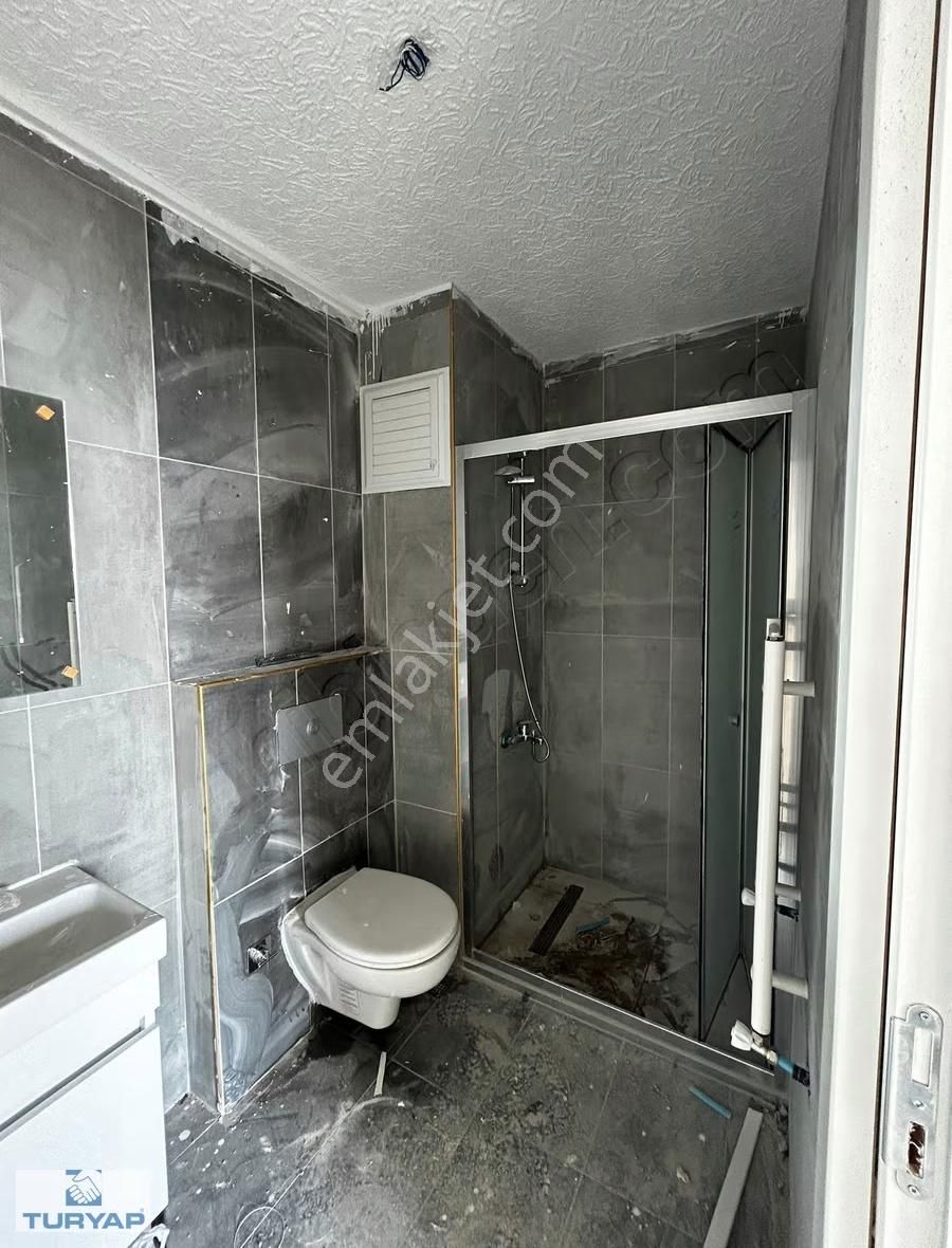 Turyap'tan Aşağı Dudullu'da Oturuma Hazır 2+1 Sıfır Daire - Görsel 2