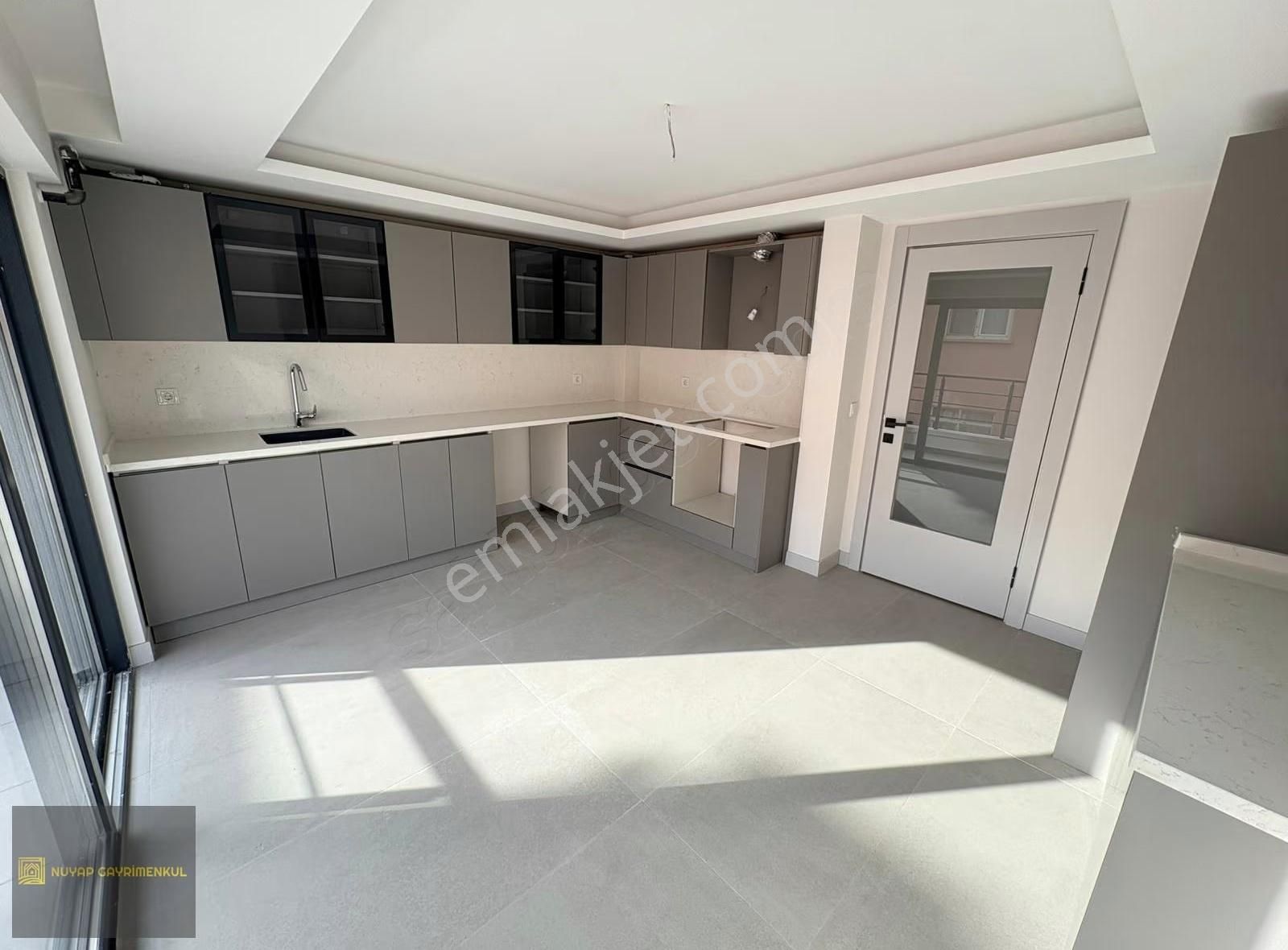 Bahçelievler Beşevler'de Satılık 4+1 Dubleks Ultra Lüks Daire - Görsel 3