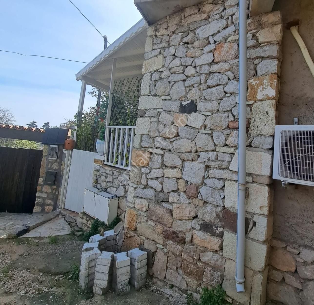 Mordoğan'da Panoramik Deniz Manzaralı Fırsat Villa - Görsel 9