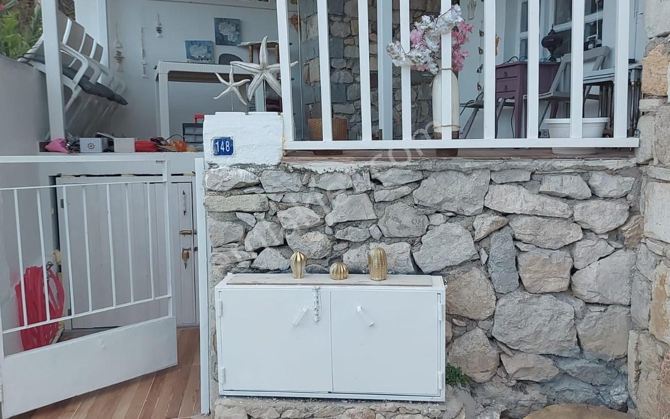 Mordoğan'da Panoramik Deniz Manzaralı Fırsat Villa - Görsel 19