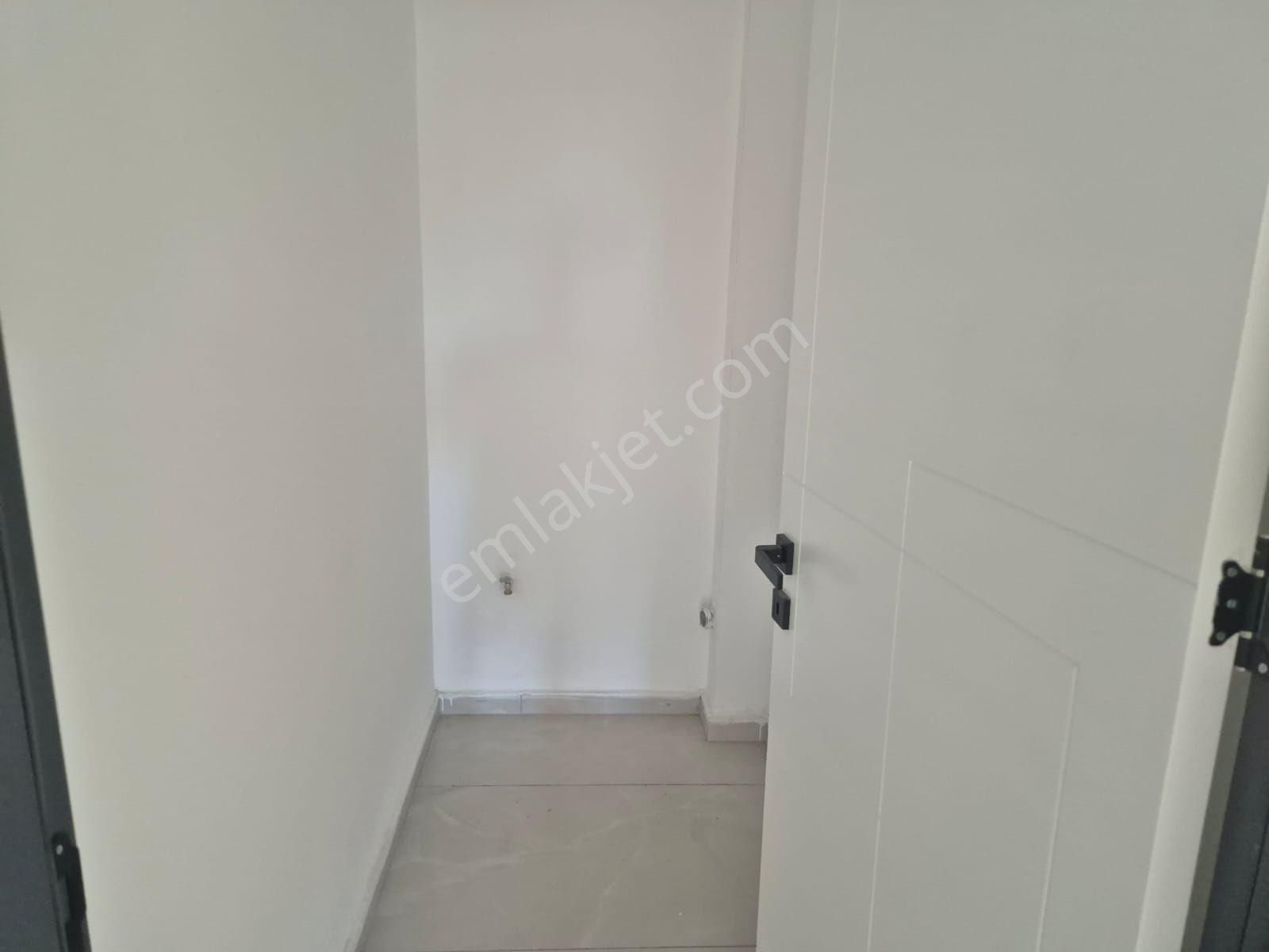 Hürriyet Mah. Havuzlu Sitede Satılık Havuz Cepheli 3+1 Daire - Görsel 10