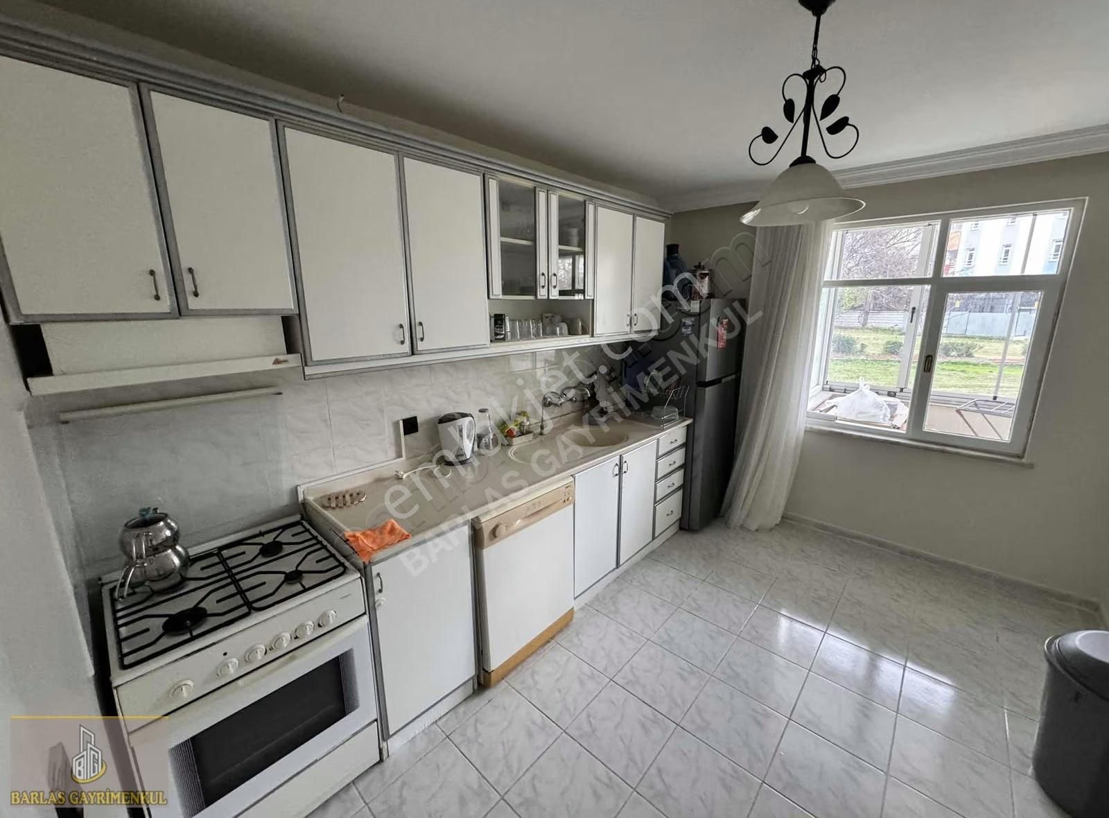 Muratpaşa Yeşilbahçe Mahallesinde Eşyalı Geniş Kiralık 1+1 Daire - Görsel 10