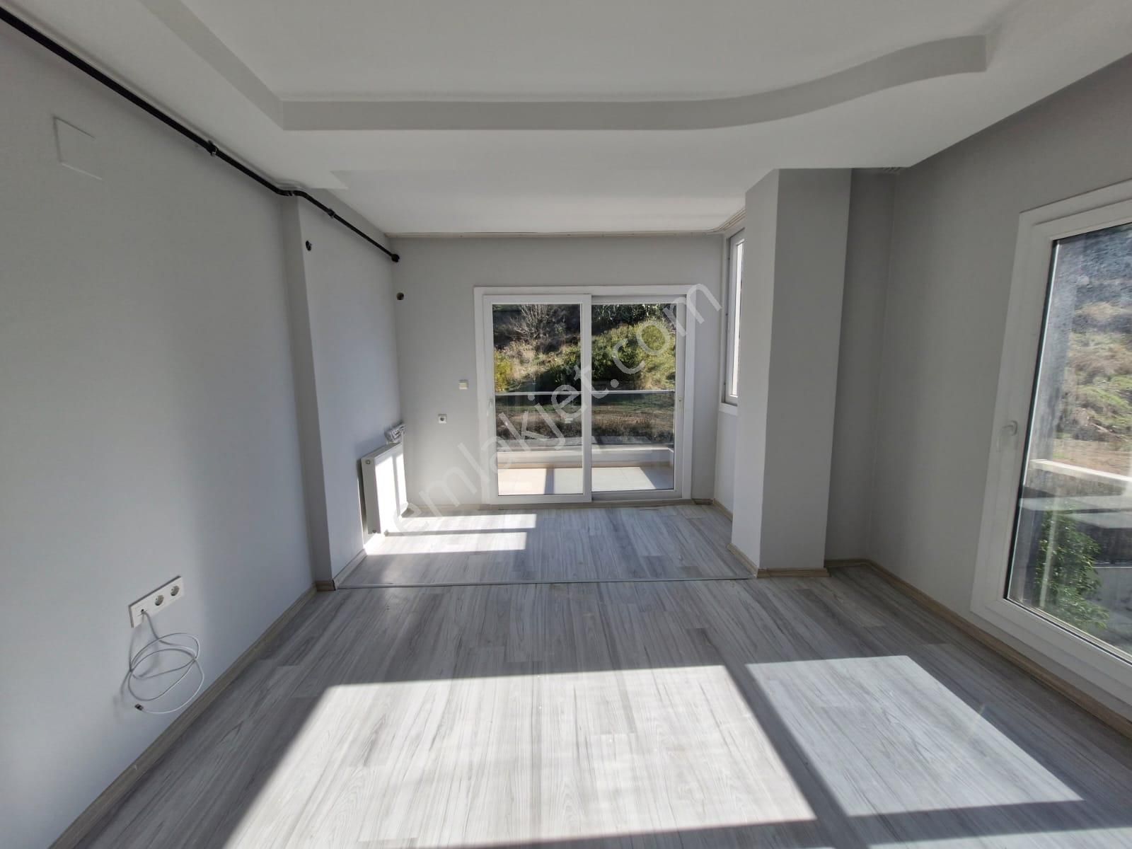 100.yılda 2+1 Açık Mutfaklı Doğalgazlı Az Katlı Kiralık Daire - Görsel 9