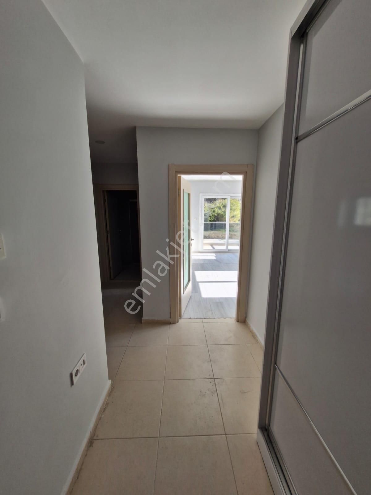100.yılda 2+1 Açık Mutfaklı Doğalgazlı Az Katlı Kiralık Daire - Görsel 12