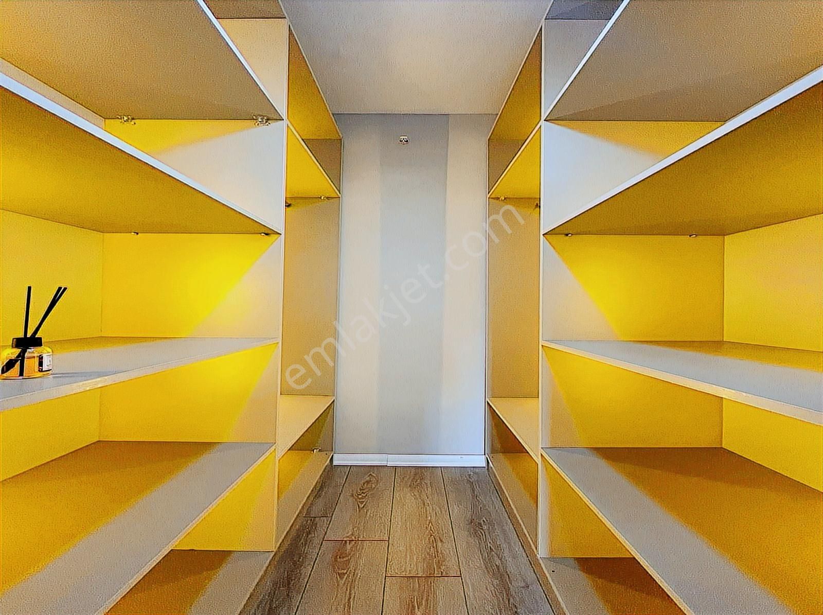 Modern Site'de Full Donalımlı Geniş M² Li 2+1 Satılık Daire - Görsel 18