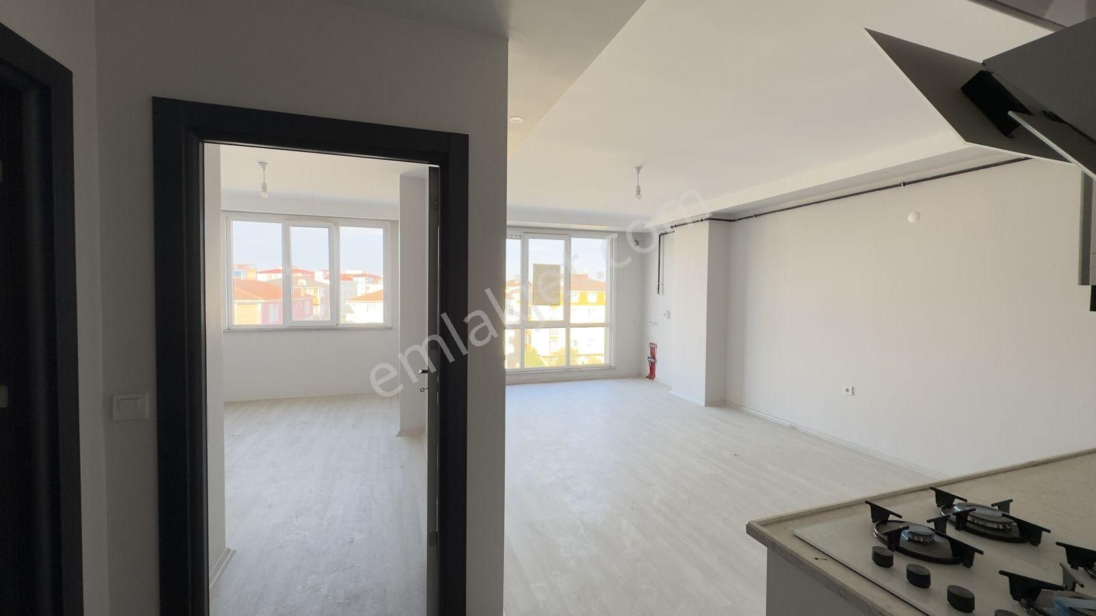 Çerkezköy Merkezde 1+1 Ve 2+0 Acil İhtiyaçtan Satılık Daire - Görsel 16