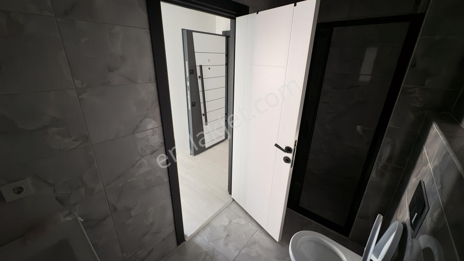 Çerkezköy Merkezde 1+1 Ve 2+0 Acil İhtiyaçtan Satılık Daire - Görsel 19