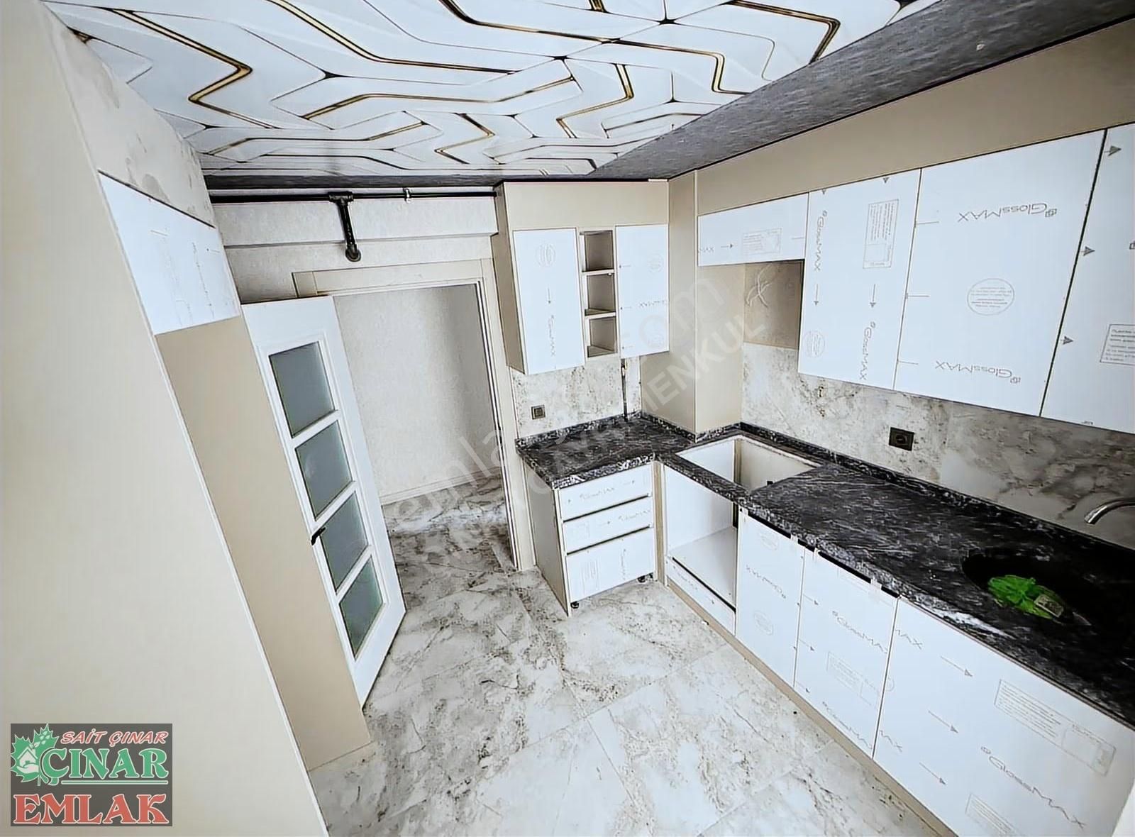 2026'nın İlk Fırsatı!! Kat Konumunda Merkezi 2+1 Y.giriş Dairesi - Görsel 11