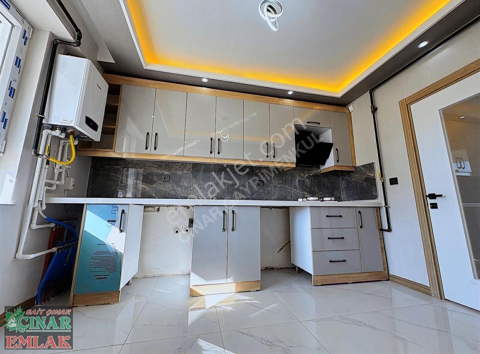 Yılbaşına Özel Full+full Yapılı E.banyo Çift Balkonlu 3+1 Daire - Görsel 2