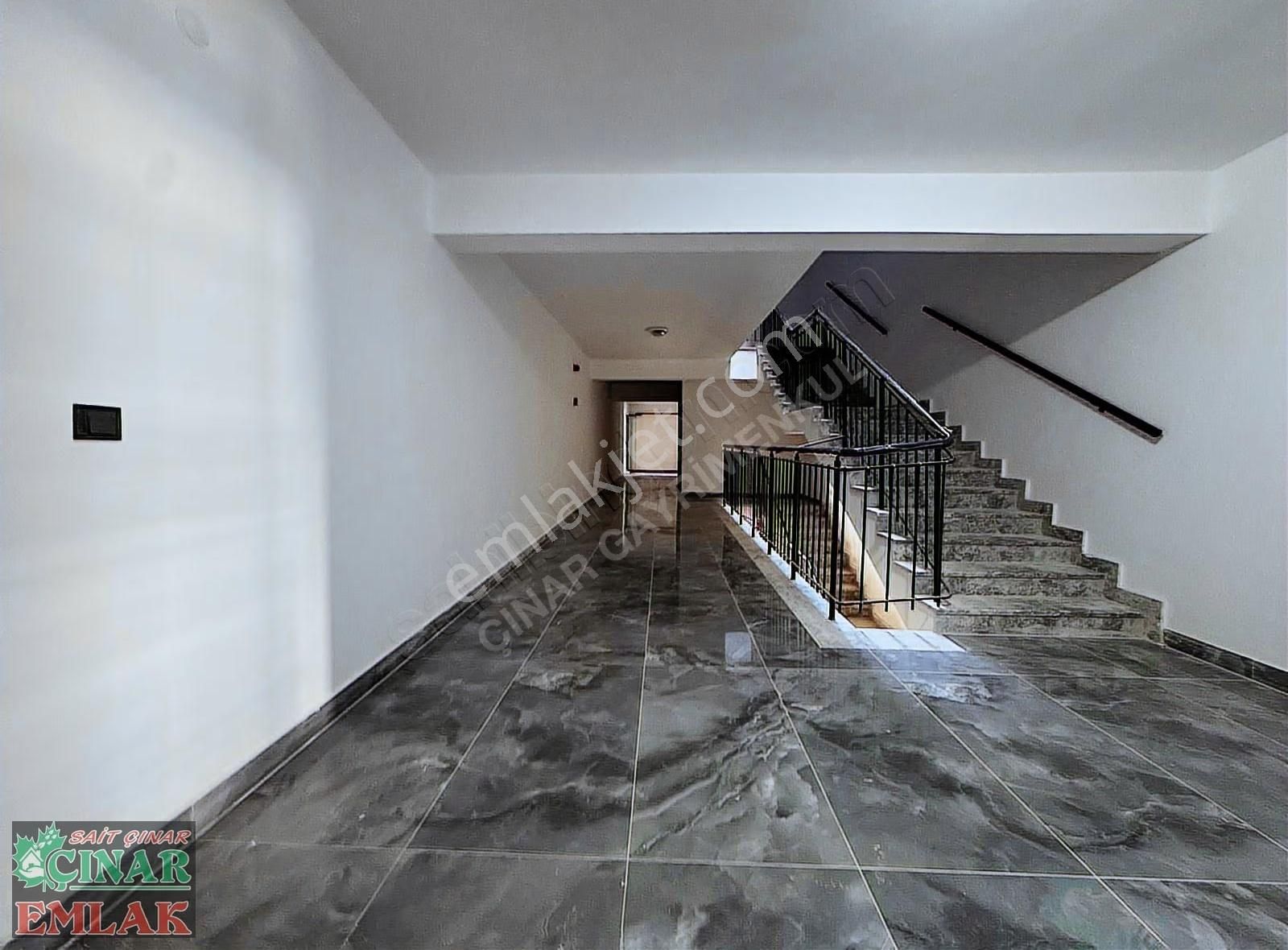 Yılın Fırsatı Ultra Lüx Geniş Kullanım Alanıyla 4+1 Arakat Daire - Görsel 7