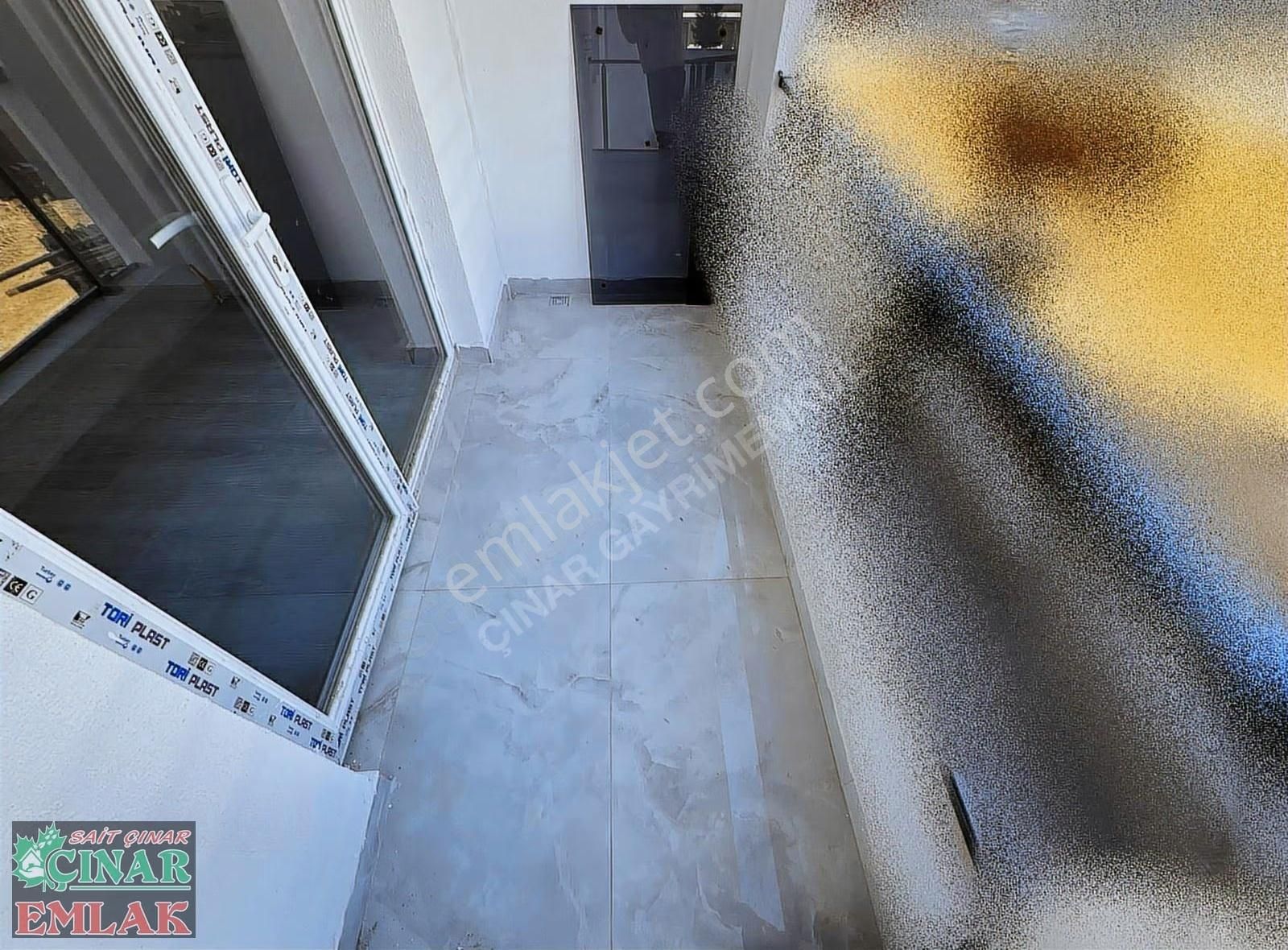 Yılın Fırsatı Ultra Lüx Geniş Kullanım Alanıyla 4+1 Arakat Daire - Görsel 29