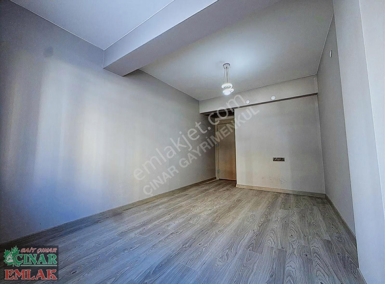 Yılın Fırsatı Ultra Lüx Geniş Kullanım Alanıyla 4+1 Arakat Daire - Görsel 5