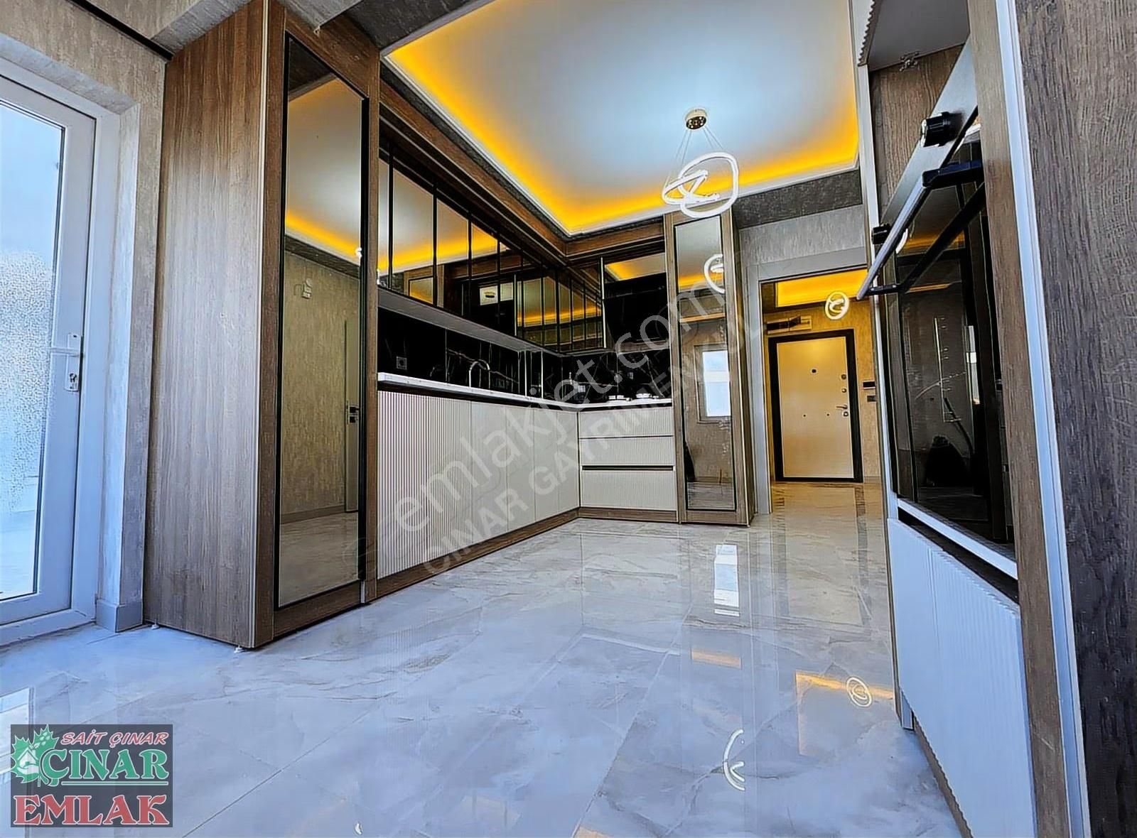 Yılın Fırsatı Ultra Lüx Geniş Kullanım Alanıyla 4+1 Arakat Daire - Görsel 9