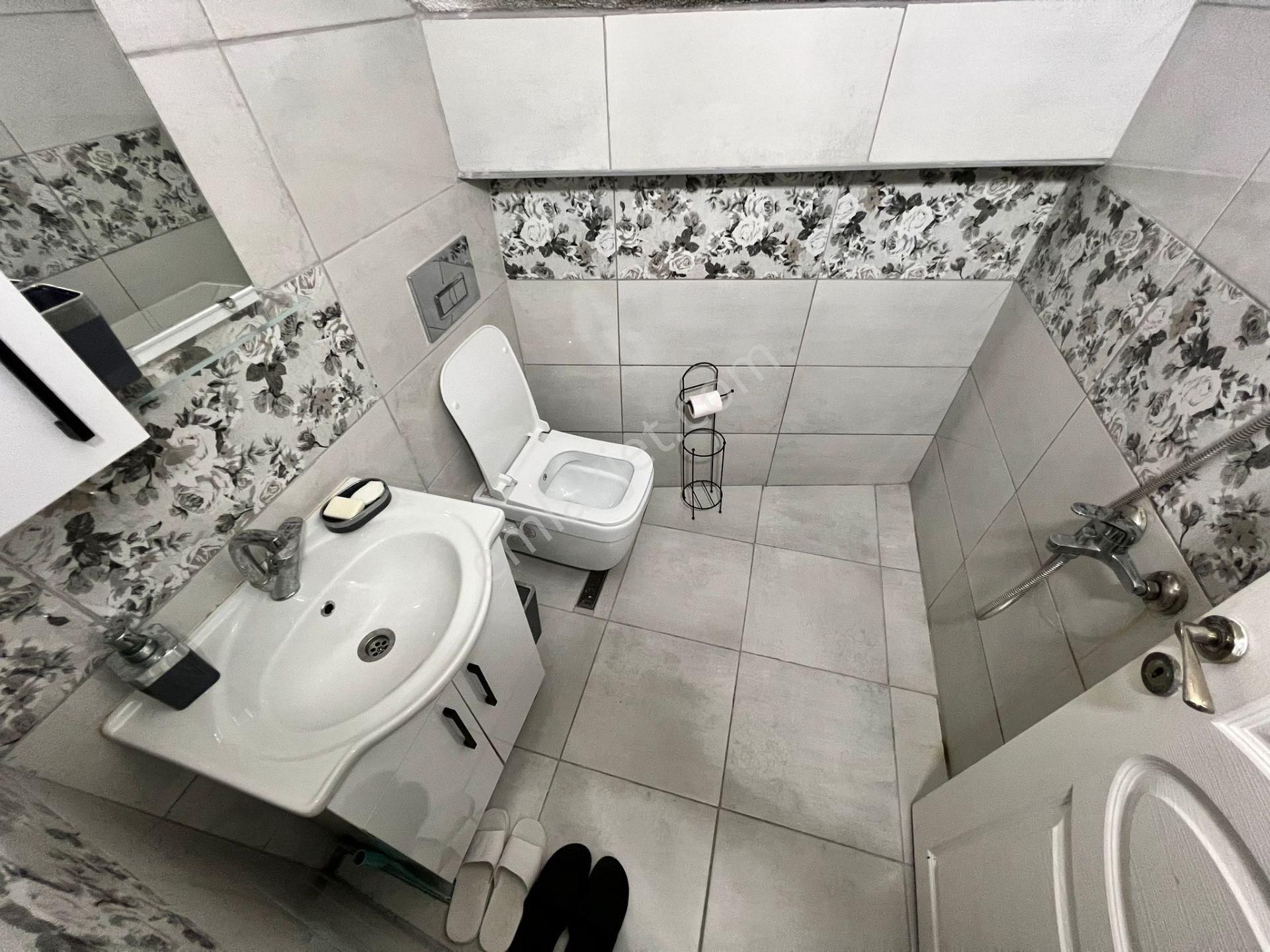 Çeliktepe'de Metroya 10-12 Dk,eşyalı 1+1 Kiralık Daire Artum'dan - Görsel 14