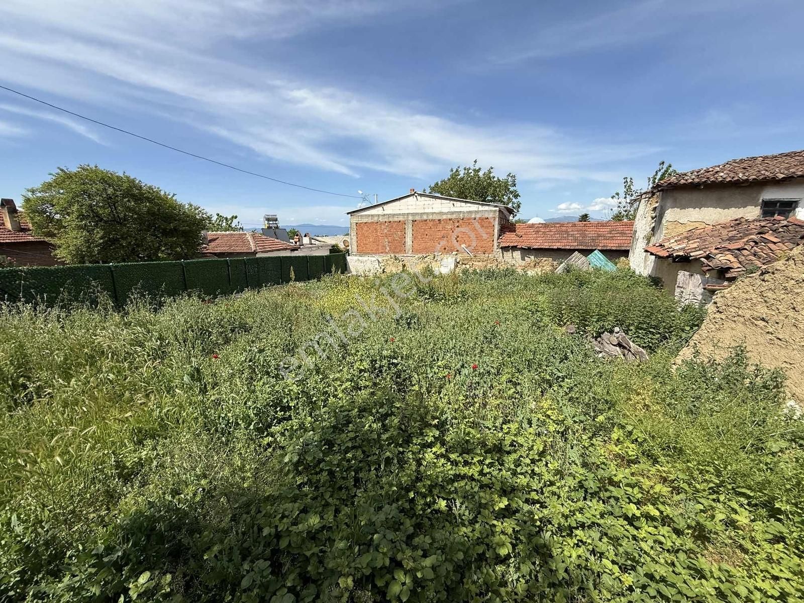 İznik Derbent'te Etrafı Çevrili 303 M2 İmarlı Arsa - Görsel 31