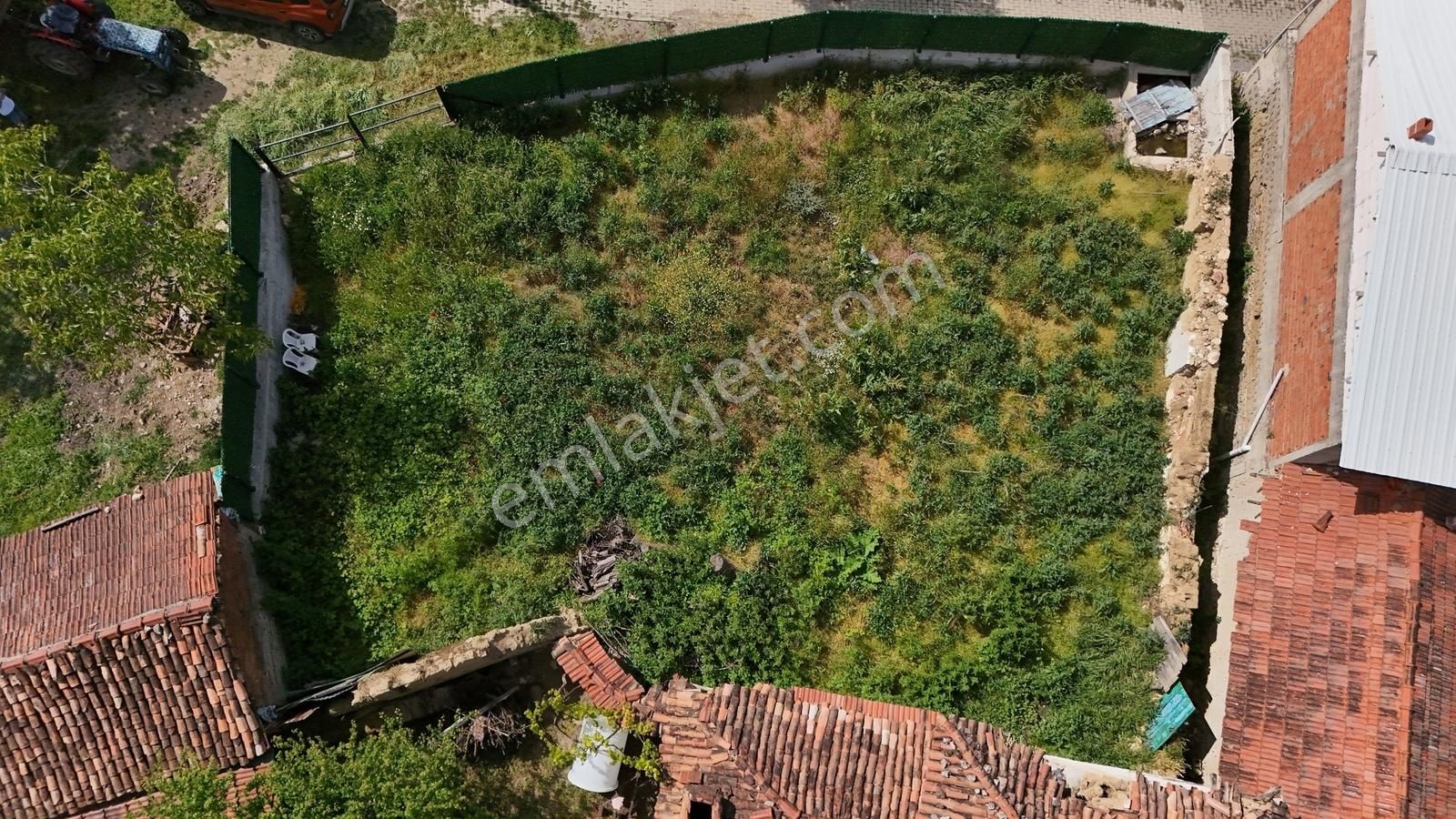 İznik Derbent'te Etrafı Çevrili 303 M2 İmarlı Arsa - Görsel 23