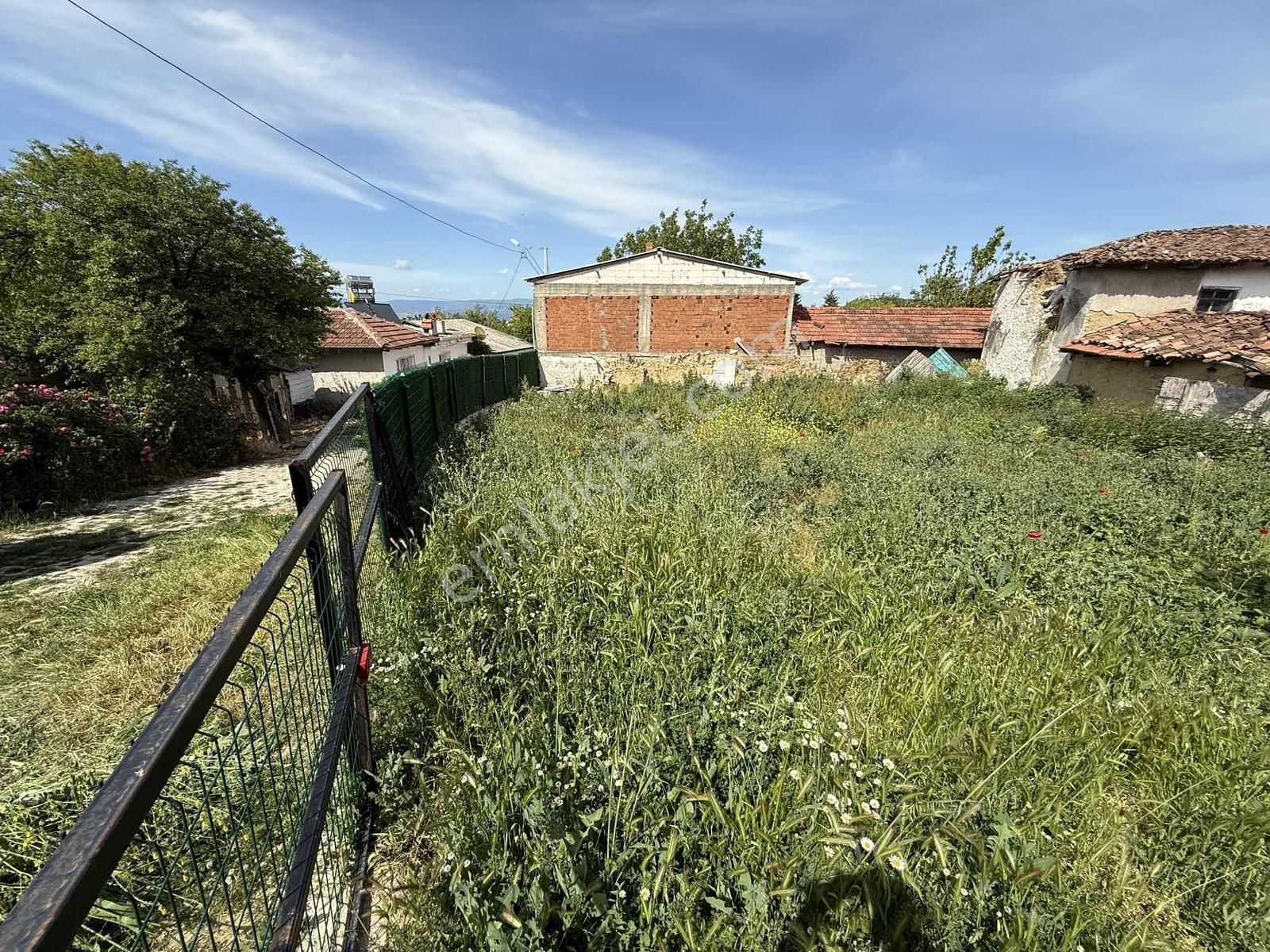 İznik Derbent'te Etrafı Çevrili 303 M2 İmarlı Arsa - Görsel 21