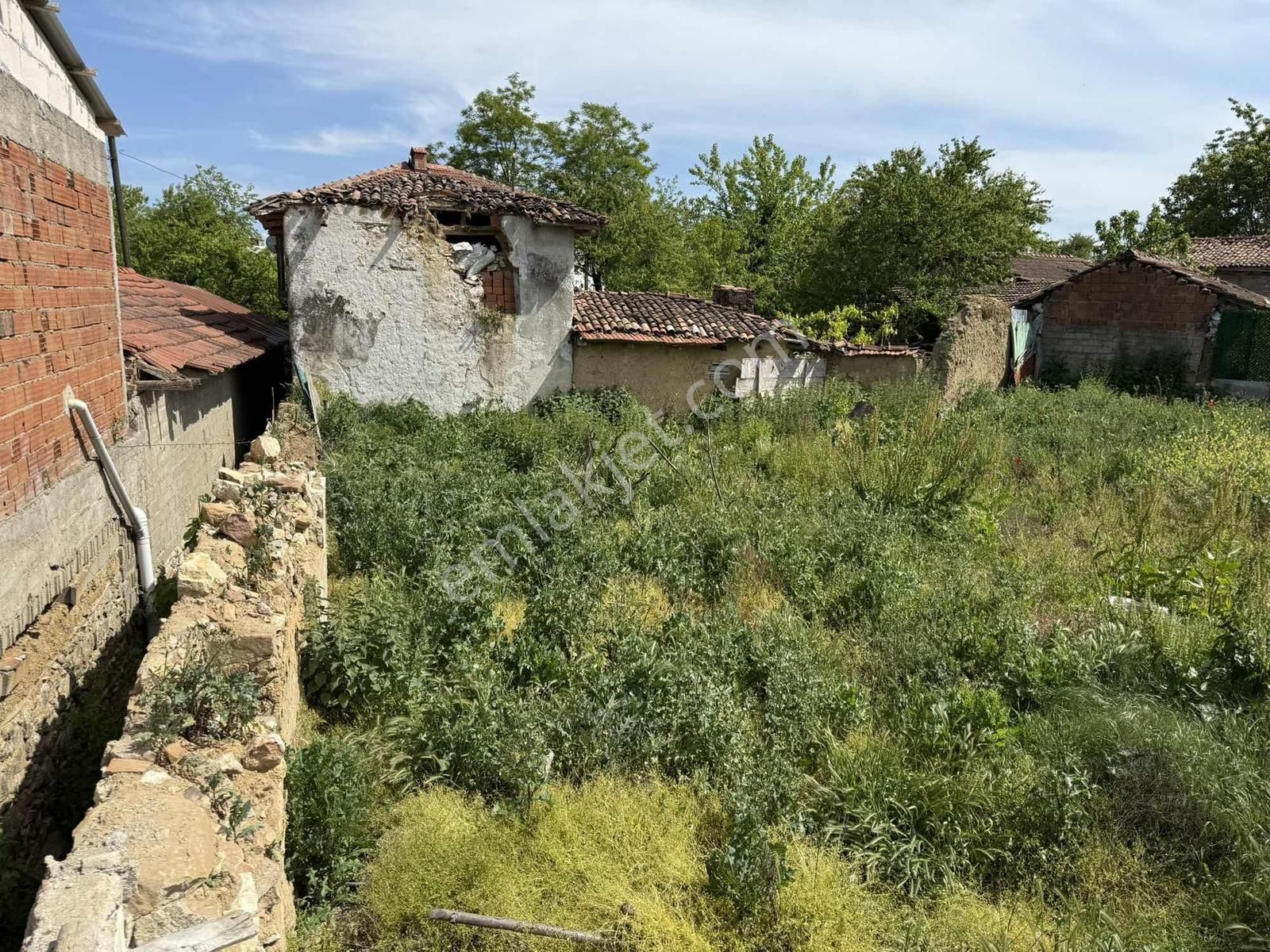 İznik Derbent'te Etrafı Çevrili 303 M2 İmarlı Arsa - Görsel 6