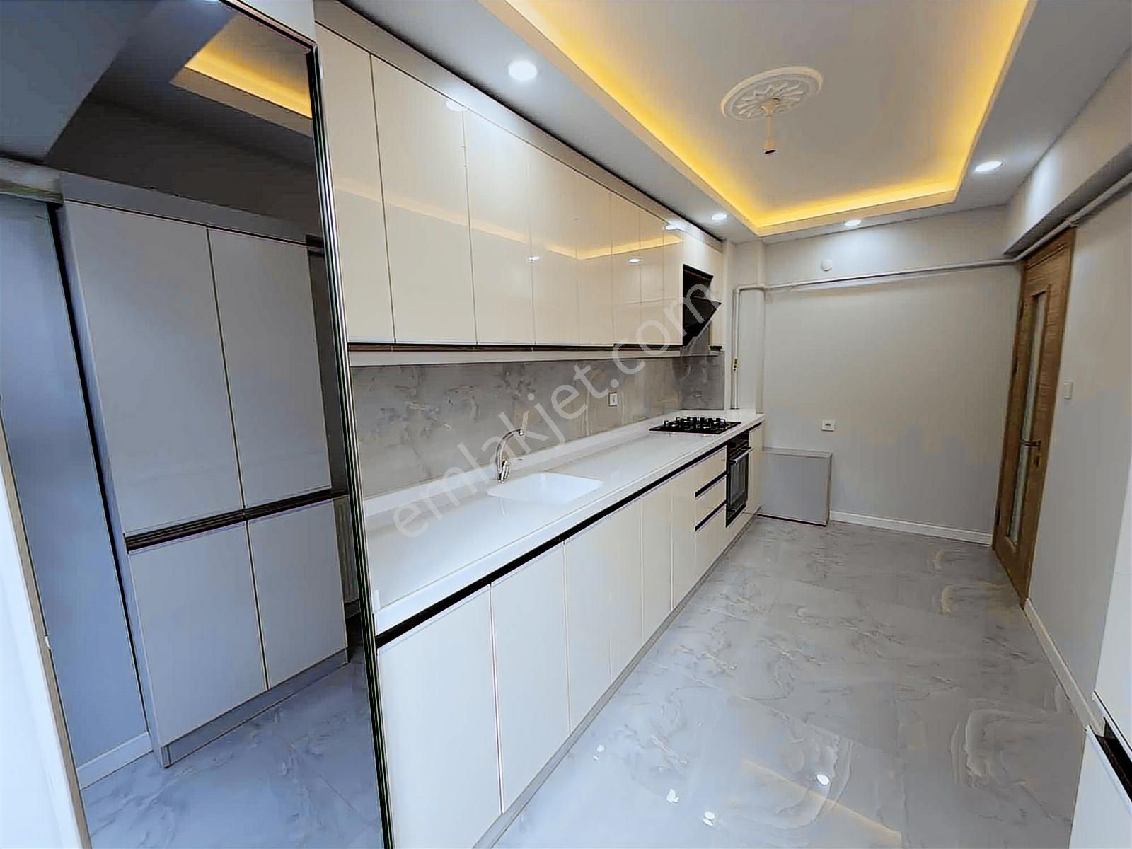 Etimesgut Elvan Mah. Ara Katta Komple Ön Cephe Lüks 3+1 Daire - Görsel 27