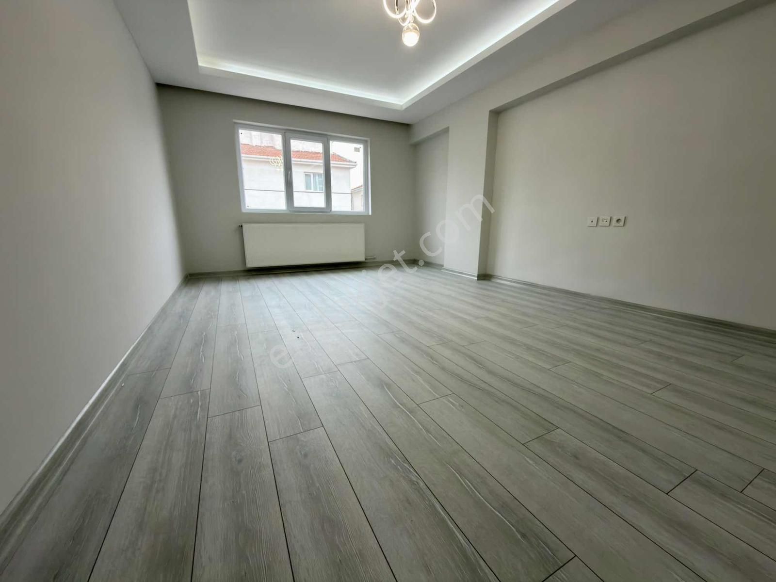 Etimesgut Elvan Mah. Ahi Elvan Cad. Yakını Lüks Yapılı 3+1 - Görsel 12