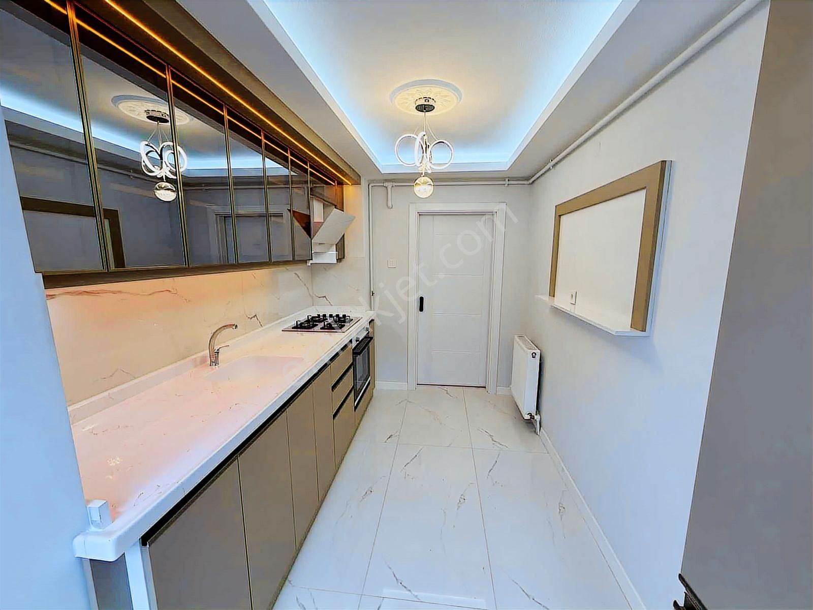 Etimesgut Elvan Mah. Ahi Elvan Cad. Yakını Lüks Yapılı 3+1 - Görsel 16