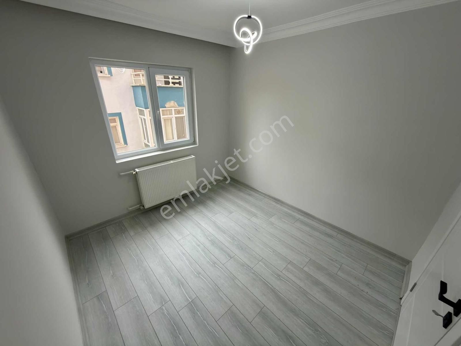 Etimesgut Elvan Mah. Ahi Elvan Cad. Yakını Lüks Yapılı 3+1 - Görsel 32