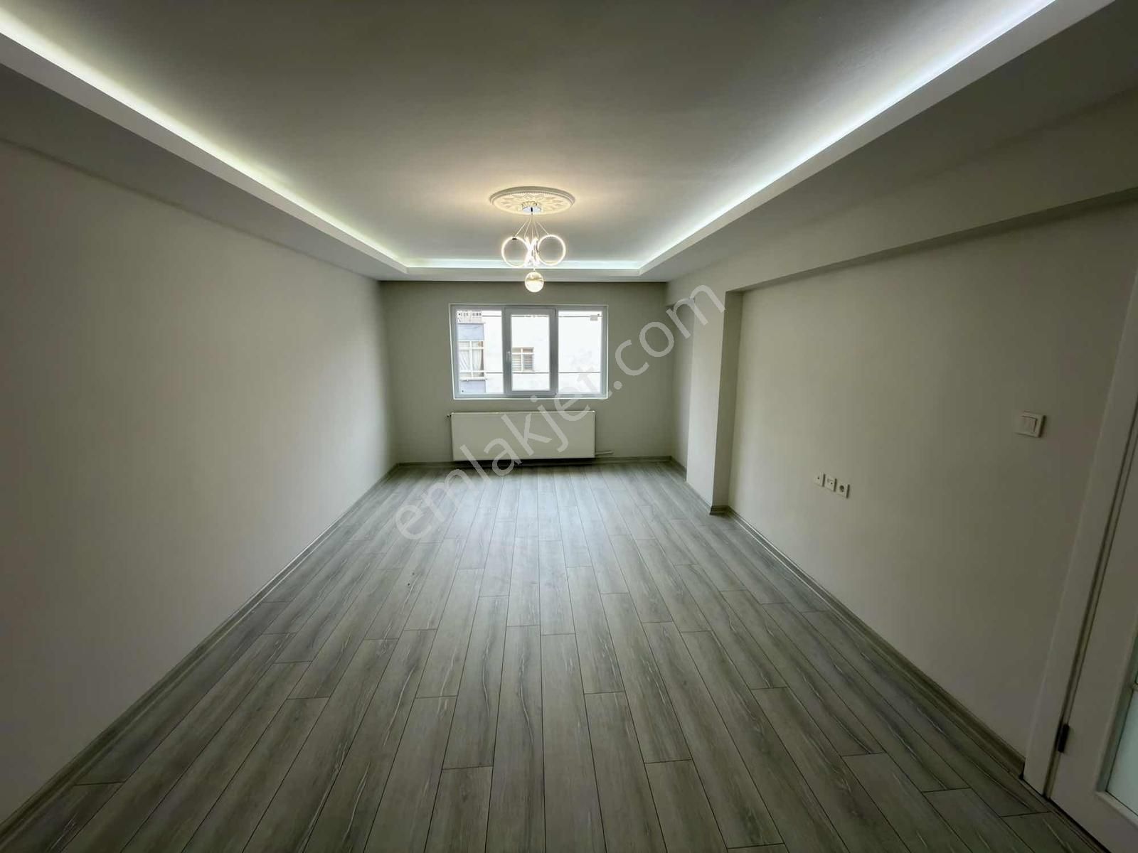 Etimesgut Elvan Mah. Ahi Elvan Cad. Yakını Lüks Yapılı 3+1 - Görsel 20