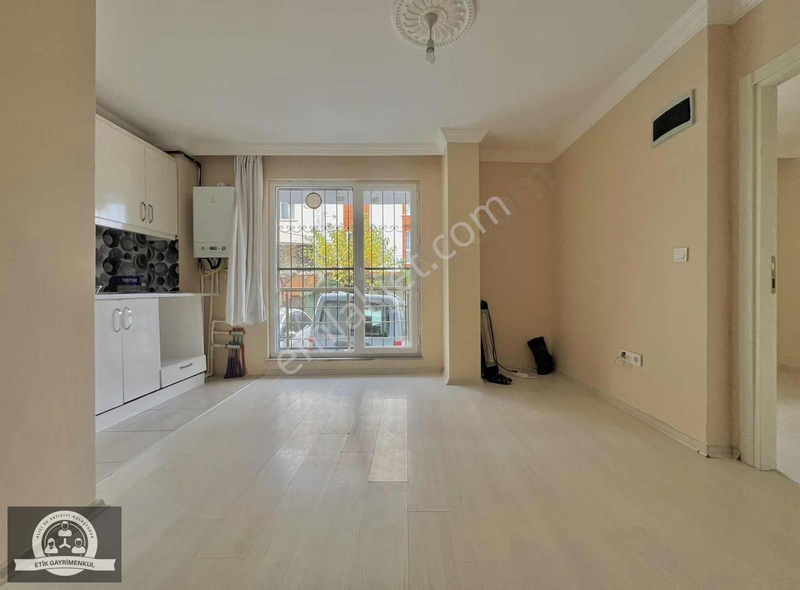 Yenidoğan Merkez'de Kiralık 2+1 Açık Mutfaklı Ters Dubleks - Görsel 22