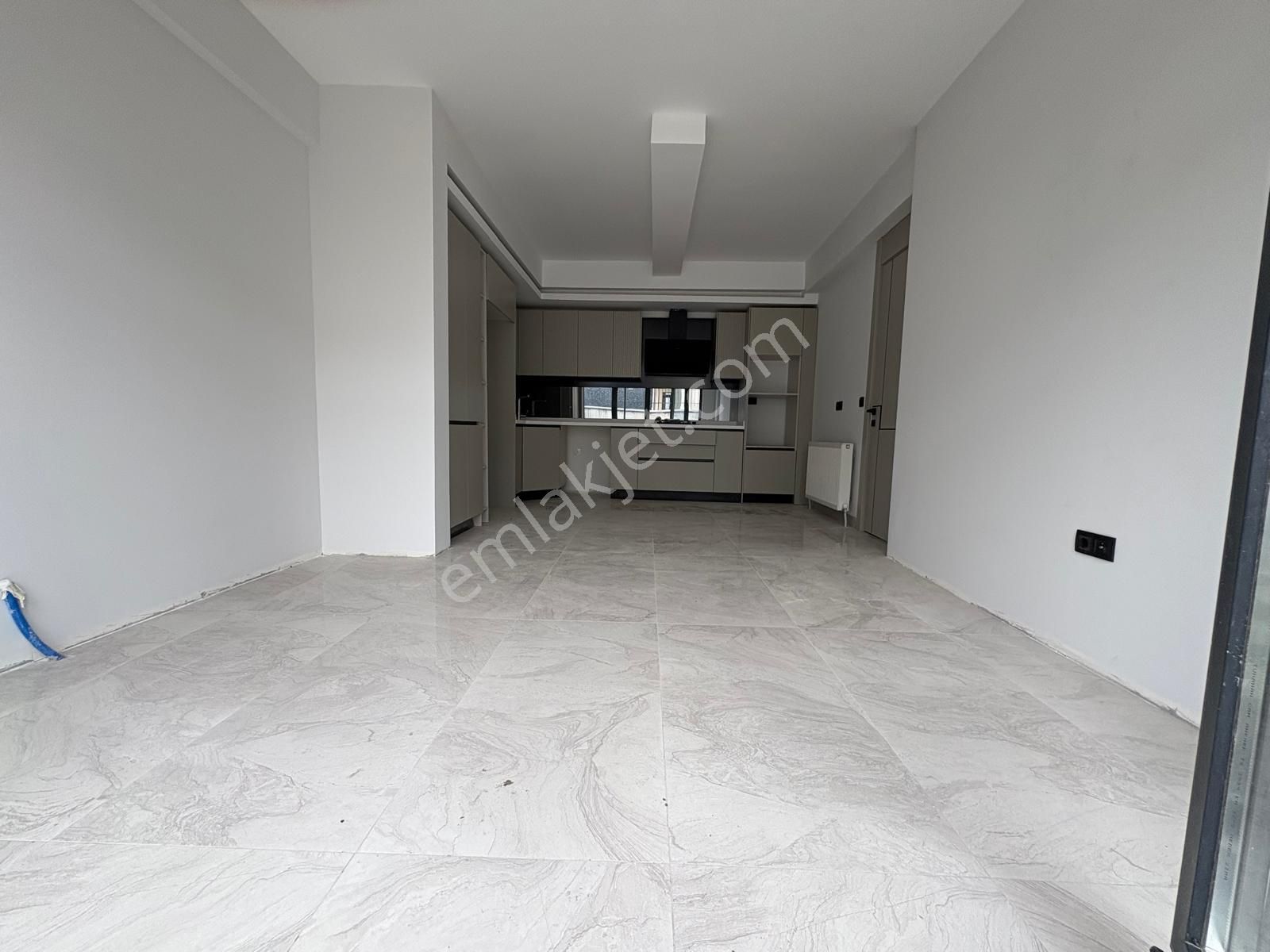 Sym'den Bağlıca Mh Ebeveny B. Giyinme Odalı 4+1 Villa - Görsel 2