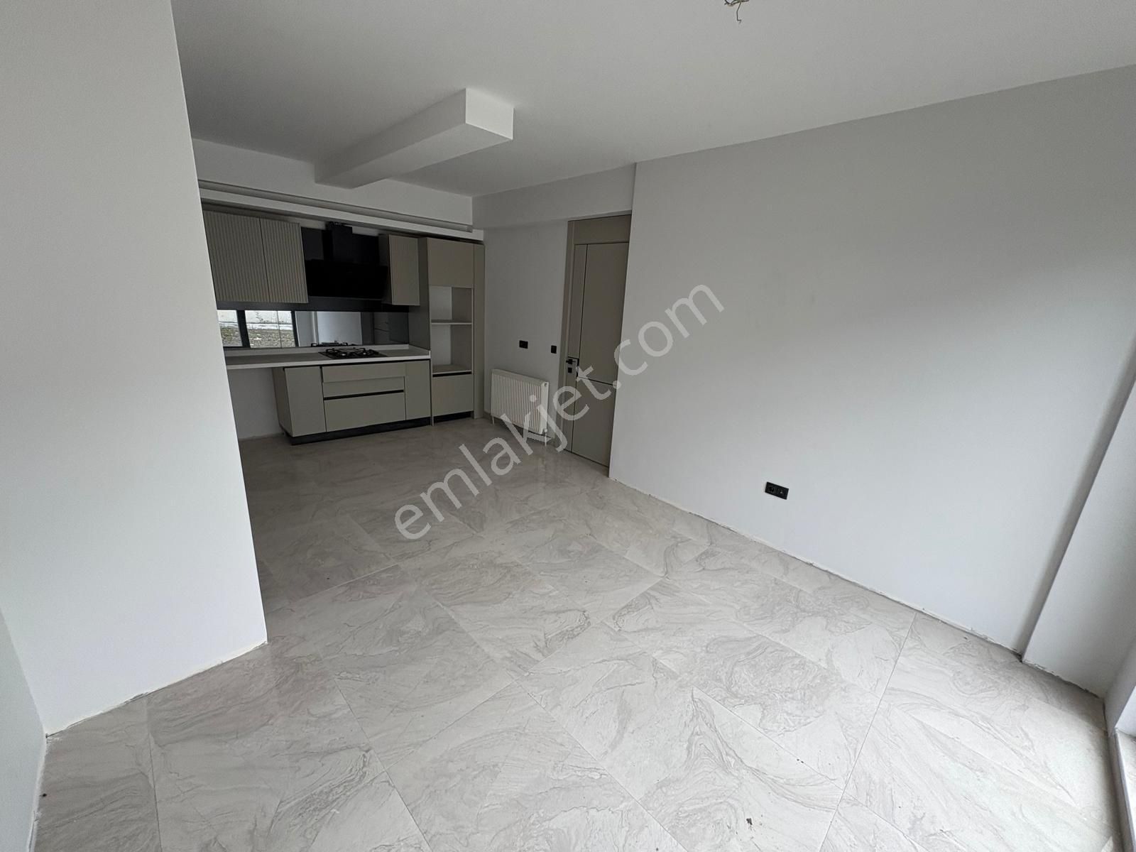 Sym'den Bağlıca Mh Ebeveny B. Giyinme Odalı 4+1 Villa - Görsel 3