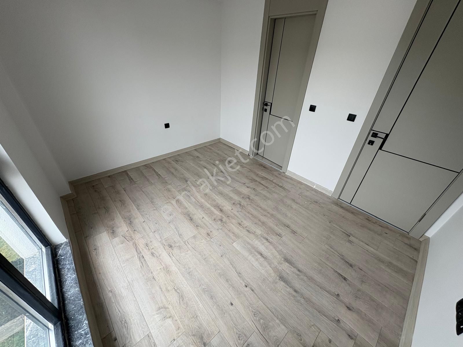 Sym'den Bağlıca Mh Ebeveny B. Giyinme Odalı 4+1 Villa - Görsel 23