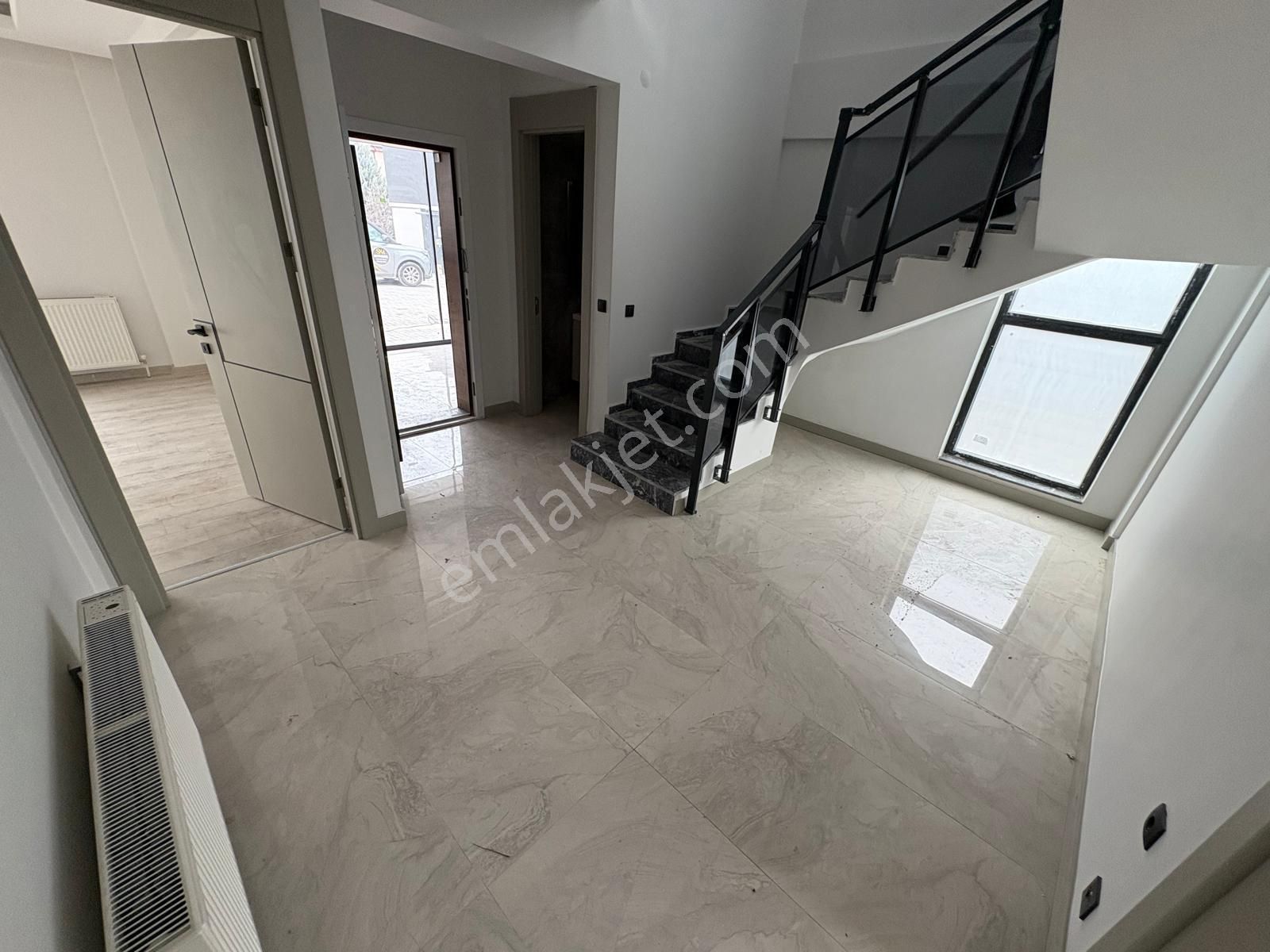 Sym'den Bağlıca Mh Ebeveny B. Giyinme Odalı 4+1 Villa - Görsel 17