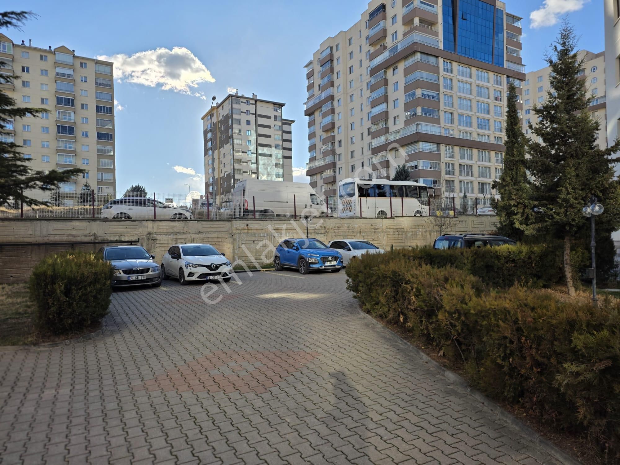 Etimesgut Ahimesud Yeşil Elvan Sitesi Arakat Satılık 3+1 Daire