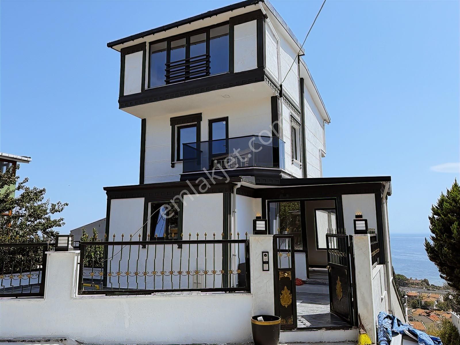 Tekirdağ Marmaraereğlisinde 4 Katlı Sıfır Acil Satılık Villa