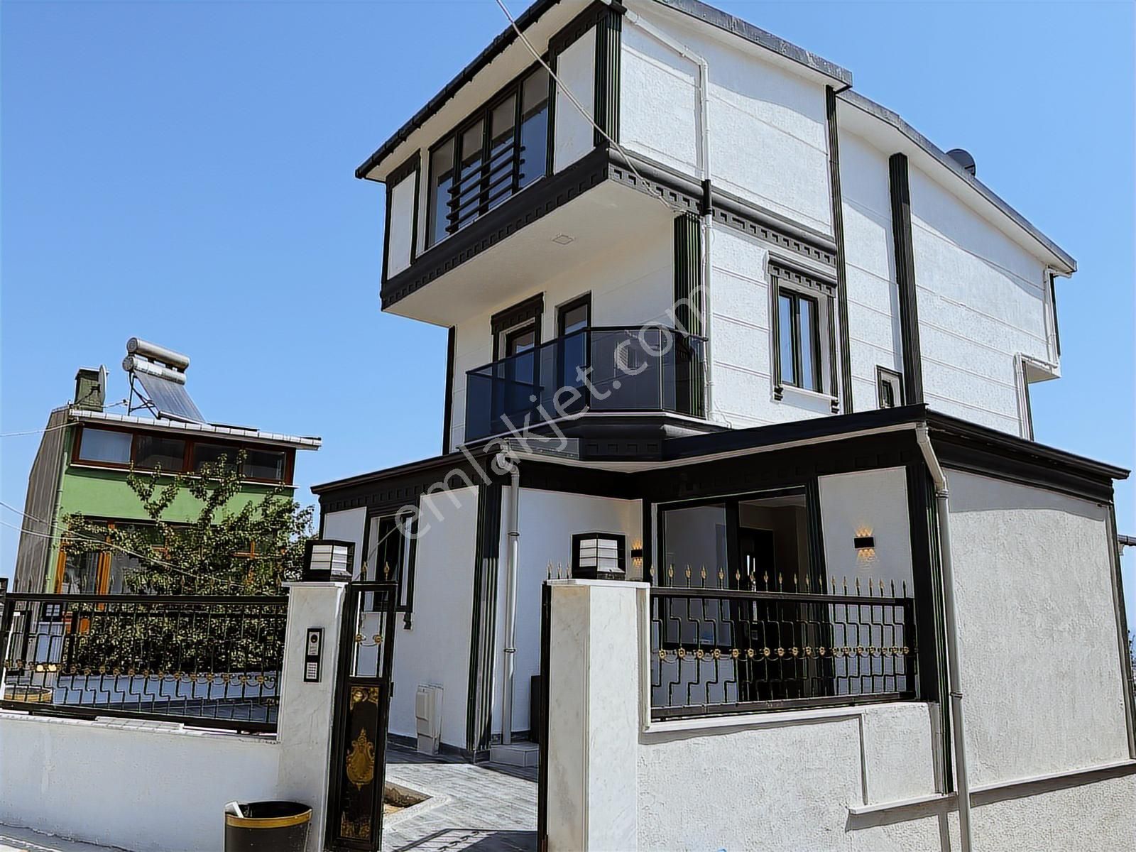 Tekirdağ Marmaraereğlisinde 4 Katlı Sıfır Acil Satılık Villa - Görsel 13