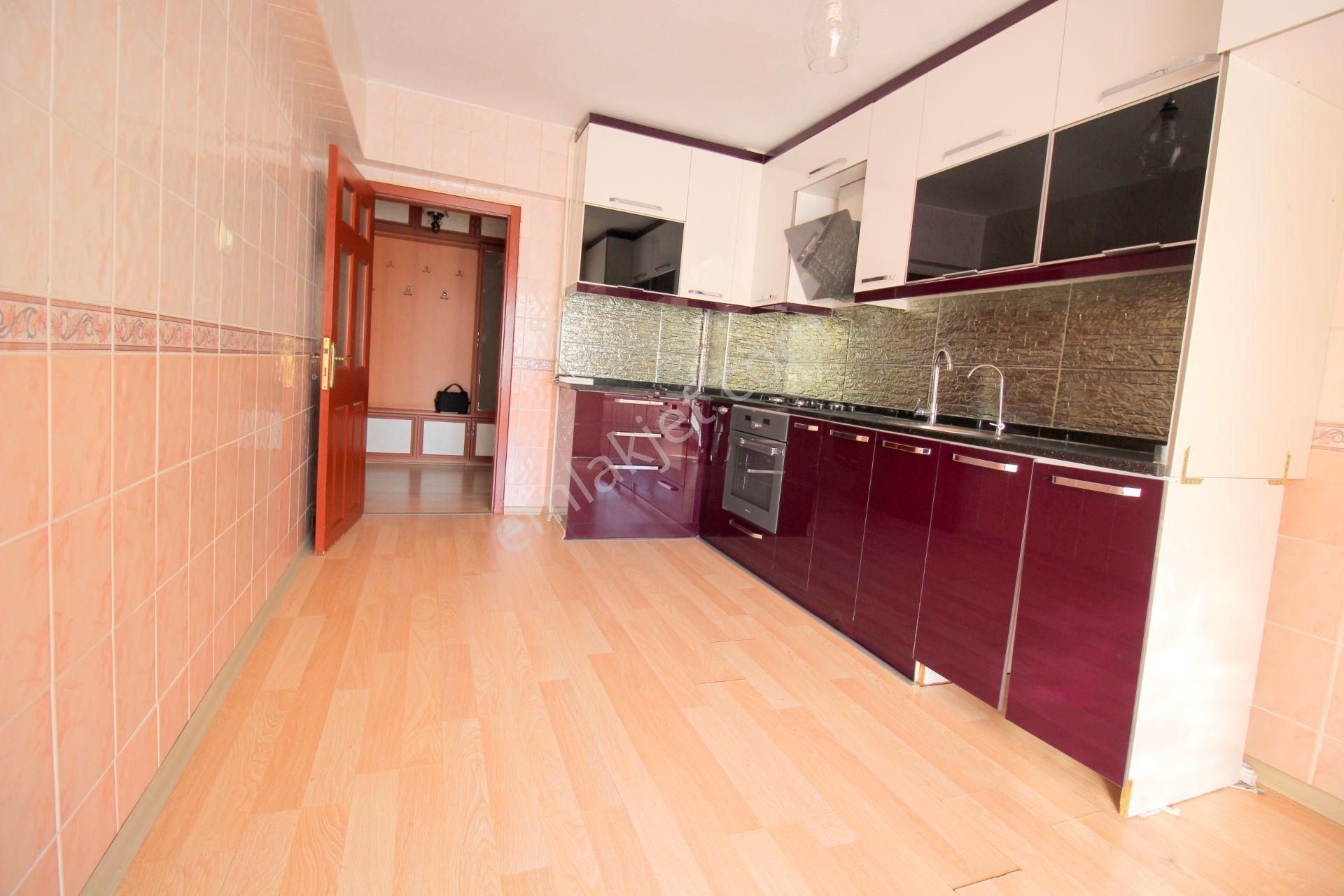 Emre Emlak'tan Elvankent'te 14.cd Yanı Asansörlü 4+2 Satılık Teras - Görsel 5