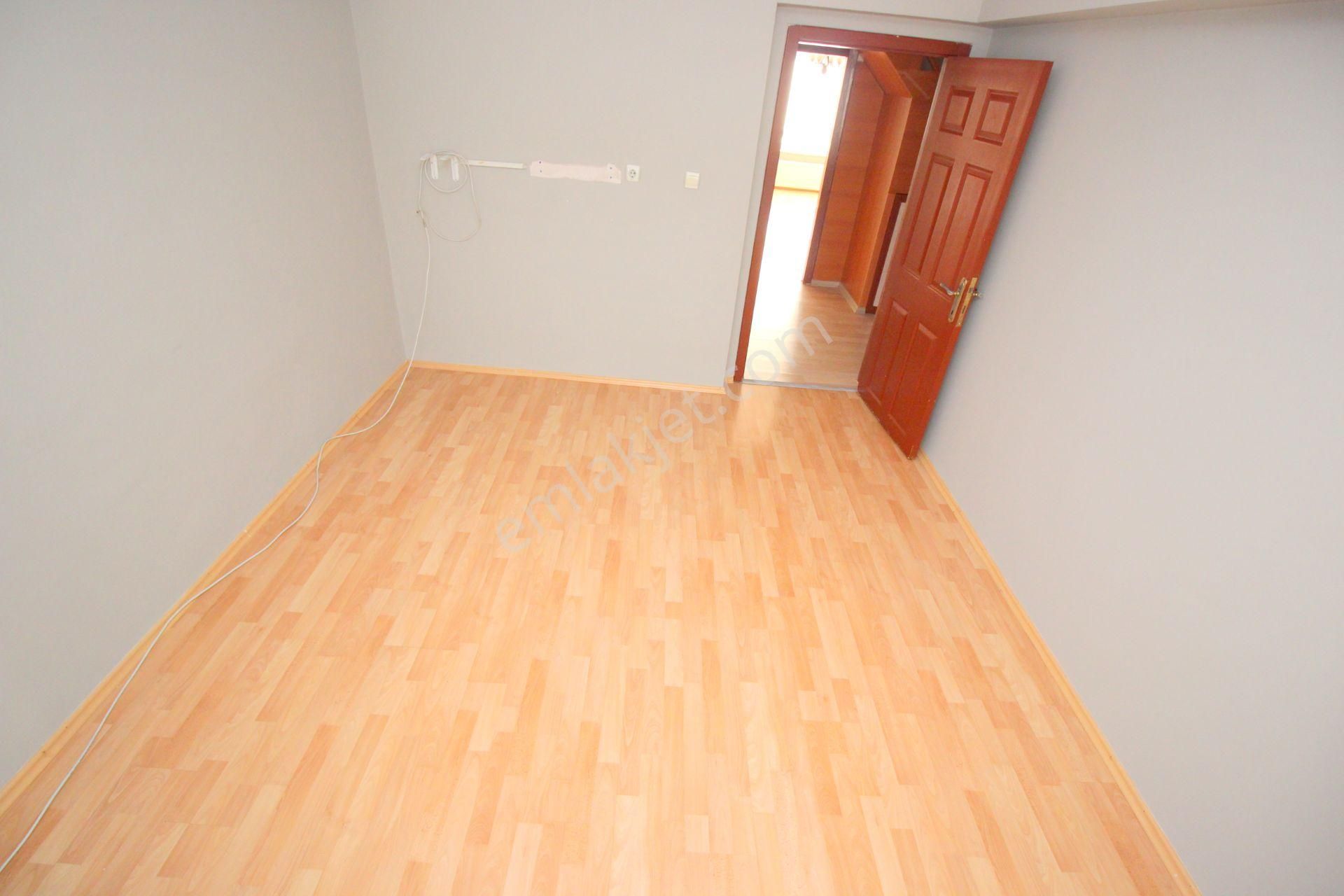 Emre Emlak'tan Elvankent'te 14.cd Yanı Asansörlü 4+2 Satılık Teras - Görsel 11