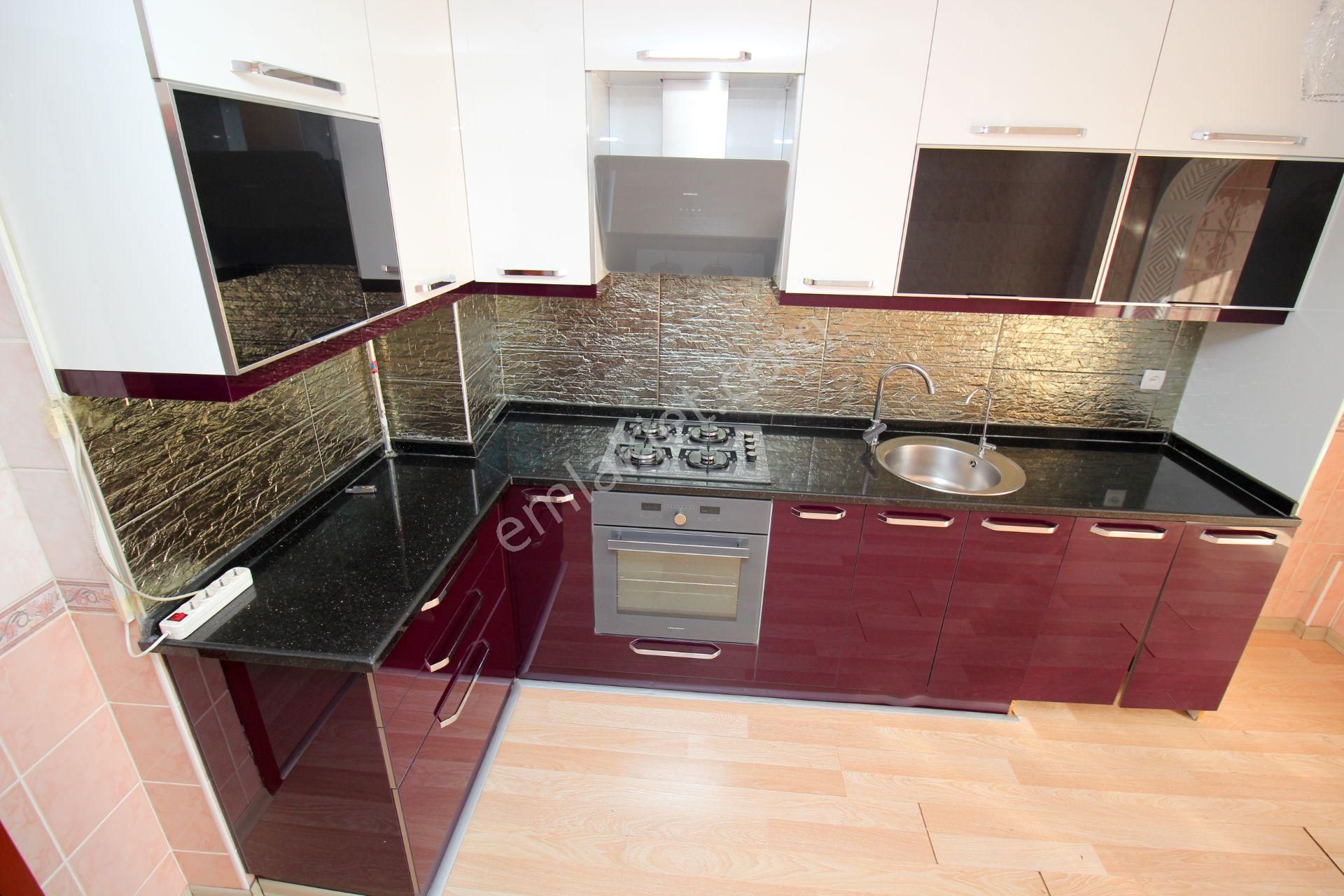 Emre Emlak'tan Elvankent'te 14.cd Yanı Asansörlü 4+2 Satılık Teras - Görsel 4